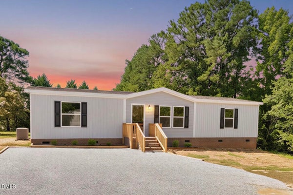 79 MAPLE ST, COATS, NC 27521 - Image 14572e3988af391091c8fe2c127919ce/43609533