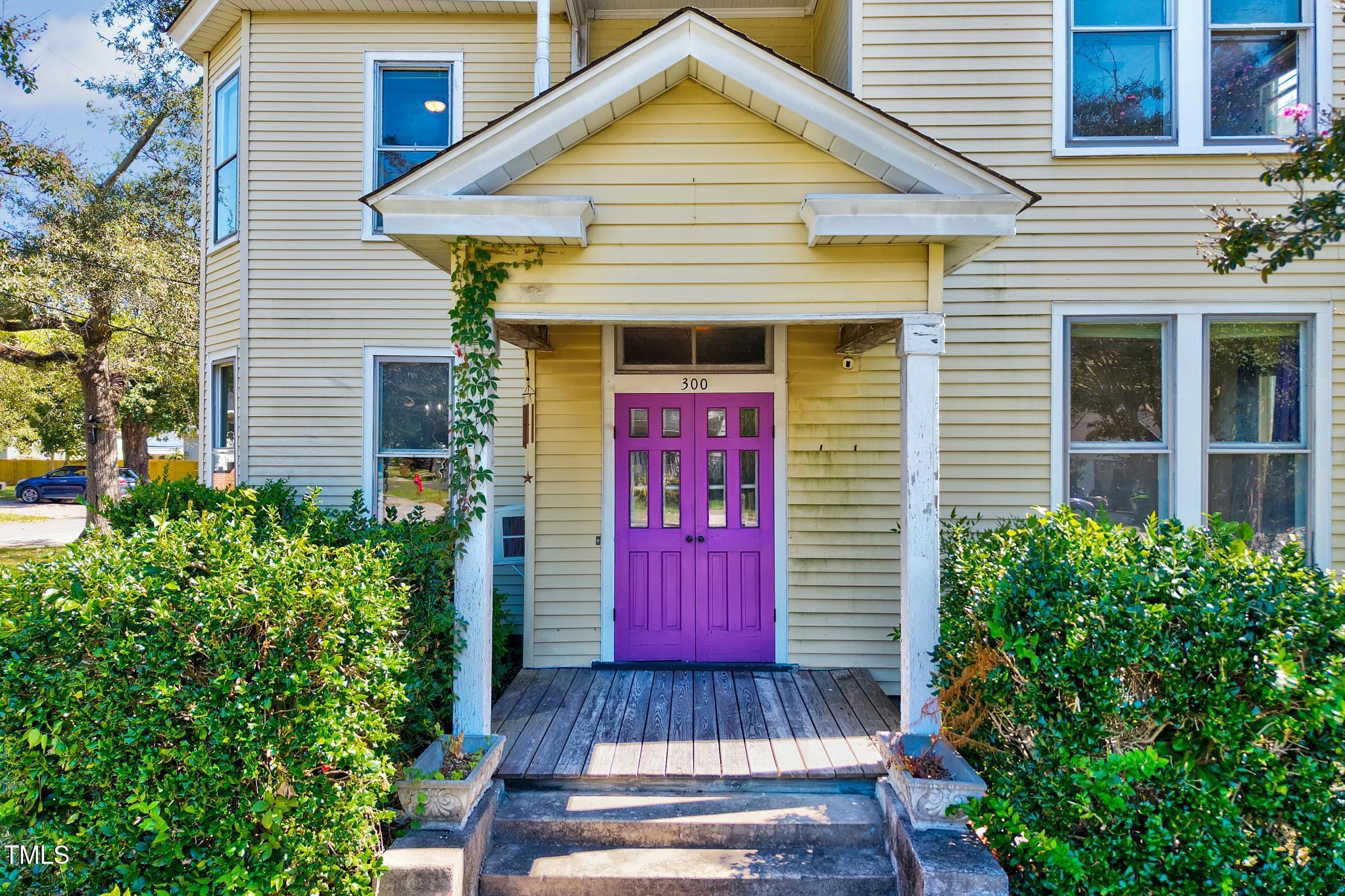 300 E 2nd Street