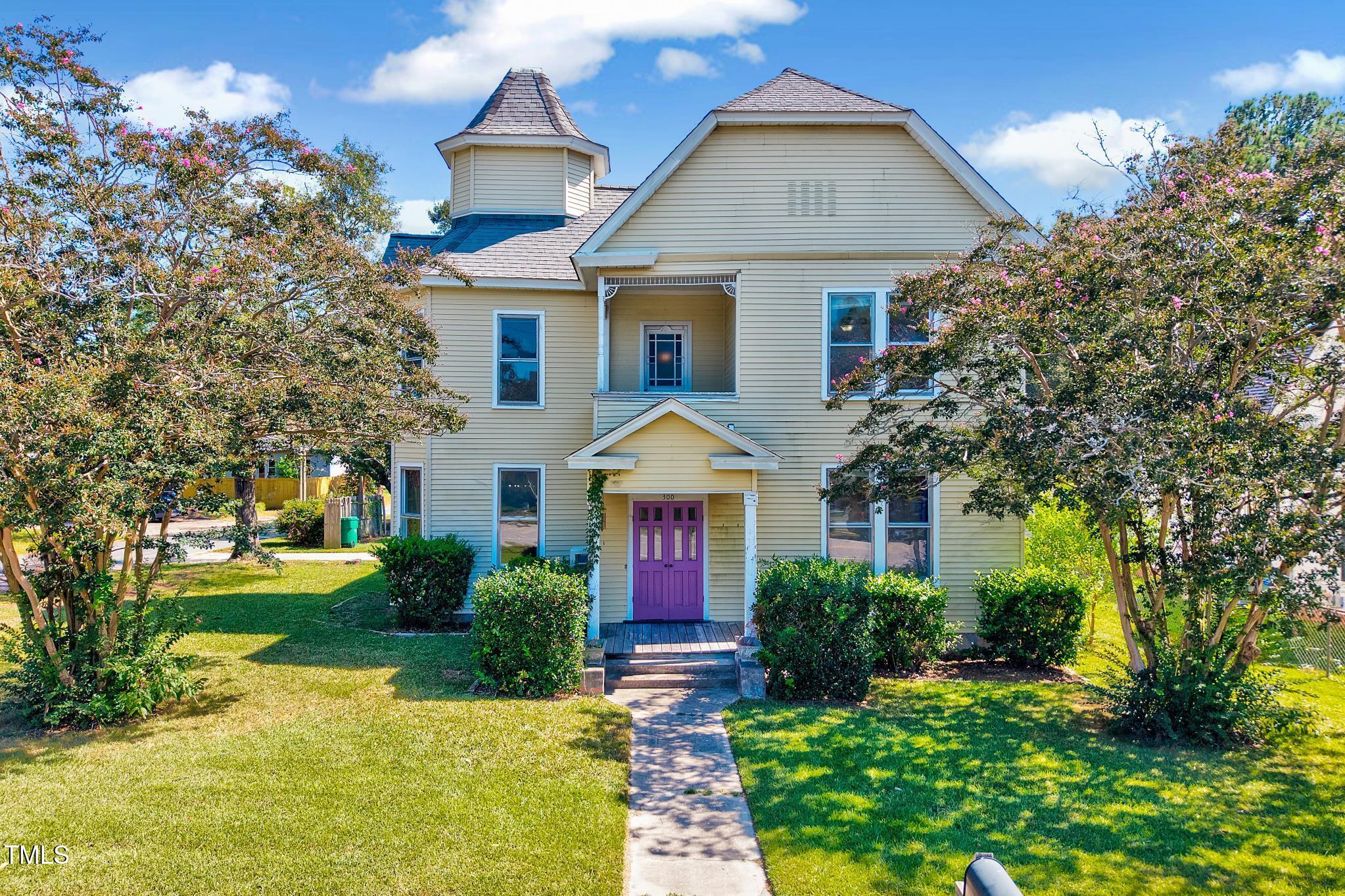 300 E 2nd Street