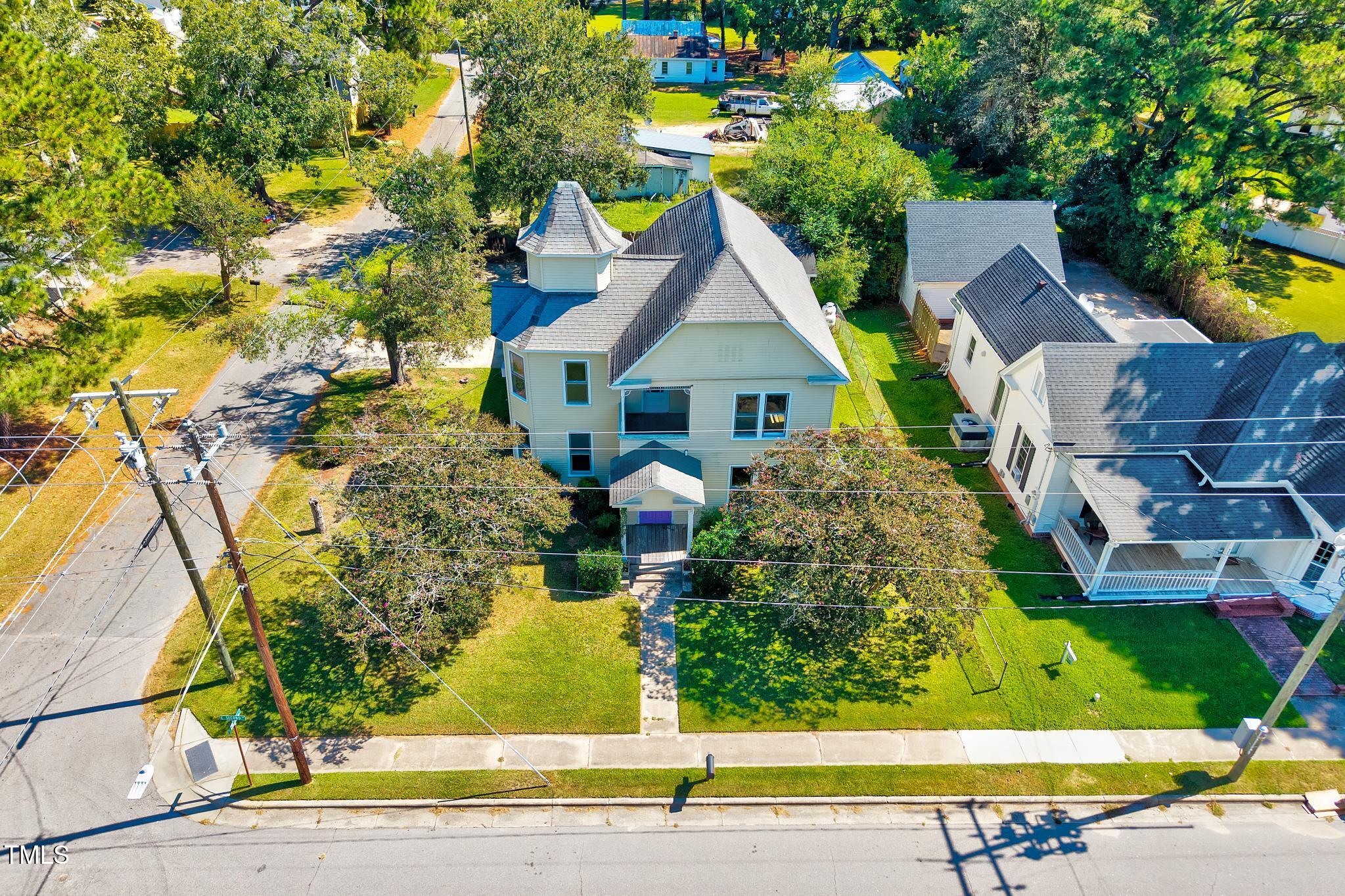300 E 2nd Street