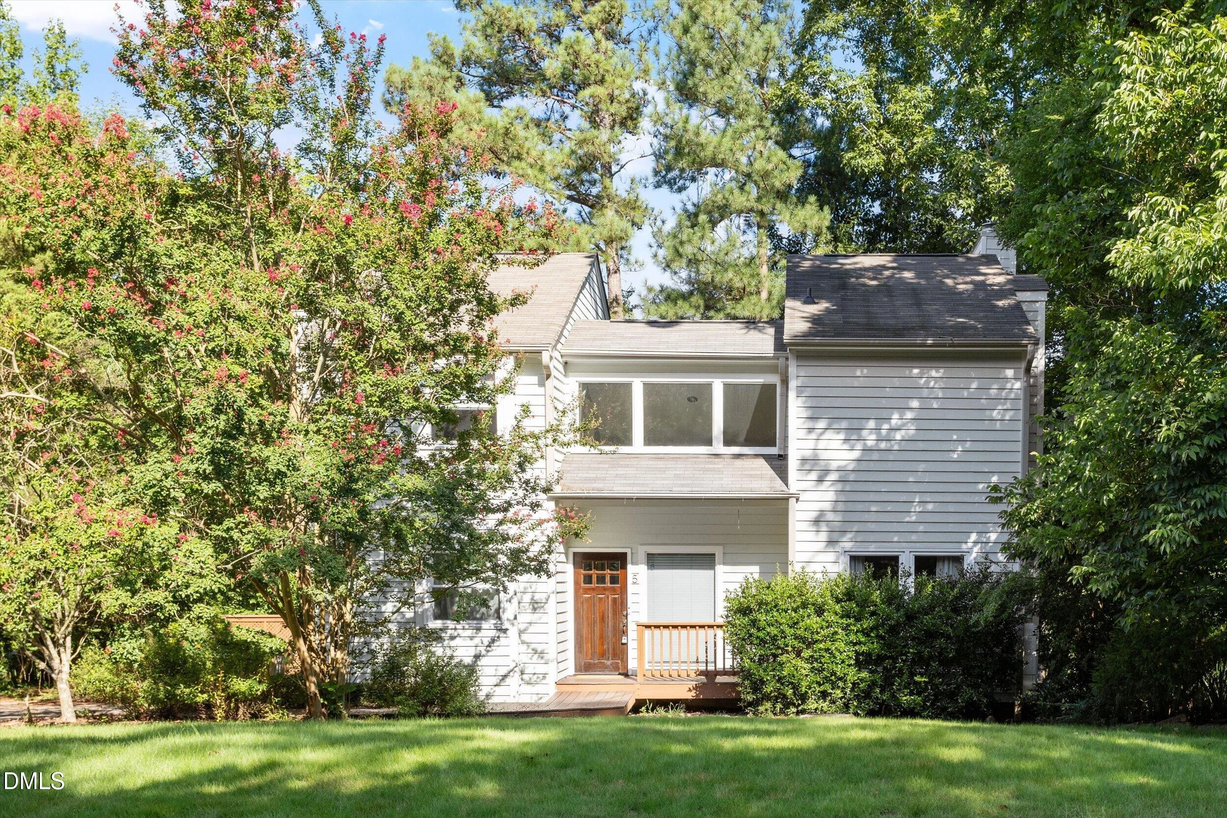 5 Sandstone Ridge Drive