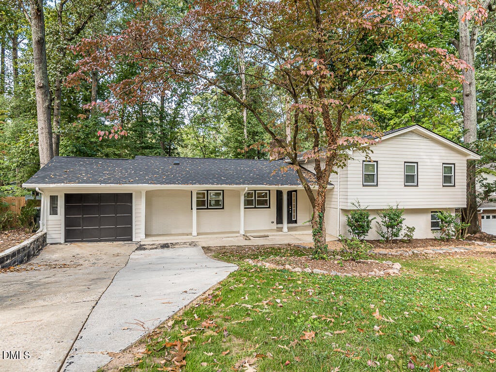 5025 Quail Hollow Drive