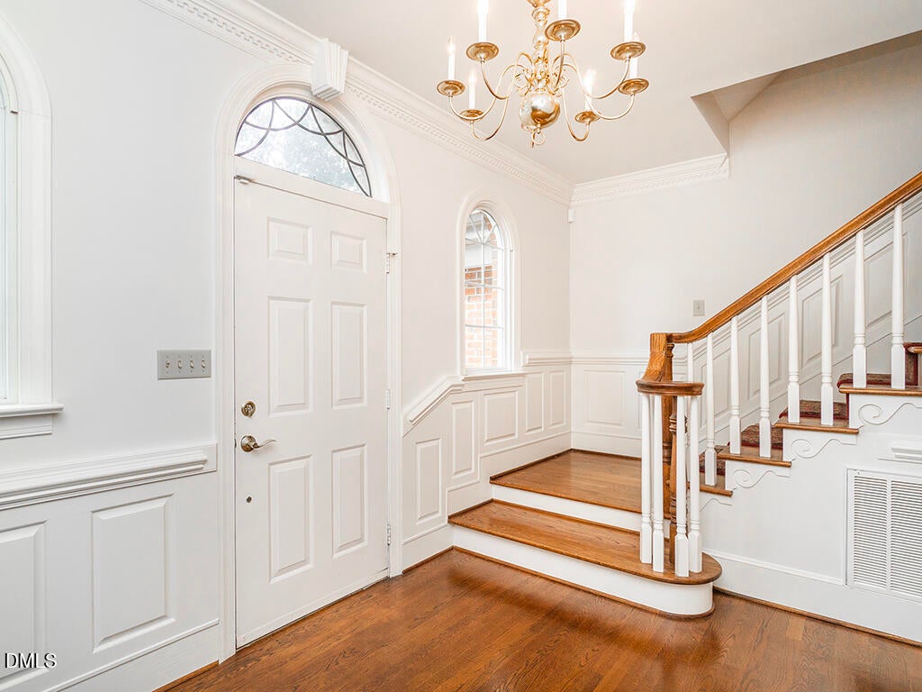 3235 Hiddenwood Lane