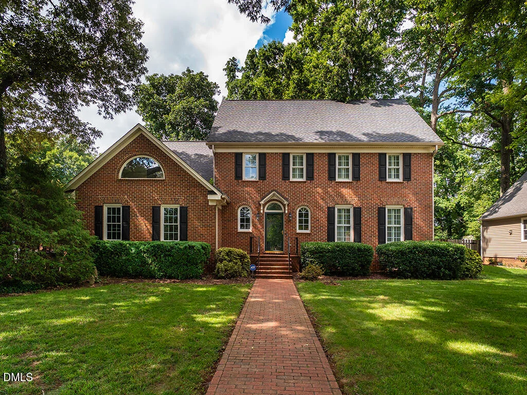 3235 Hiddenwood Lane