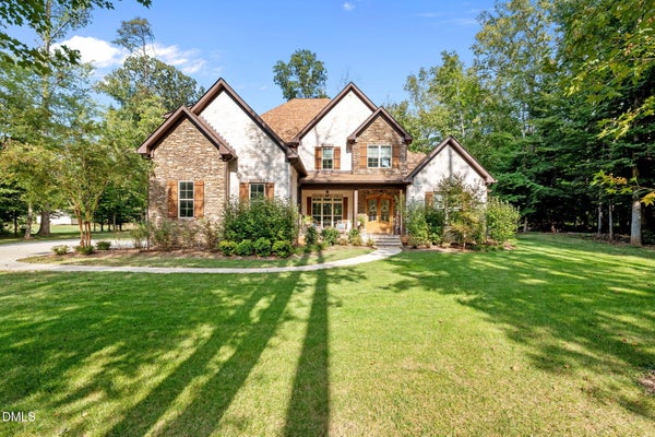 6405 CAPE WEDGEWOOD CIR, BROWNS SUMMIT, NC 27214 - Image 169a2c25f3d6df90663efcfa16137e7e/3190469206
