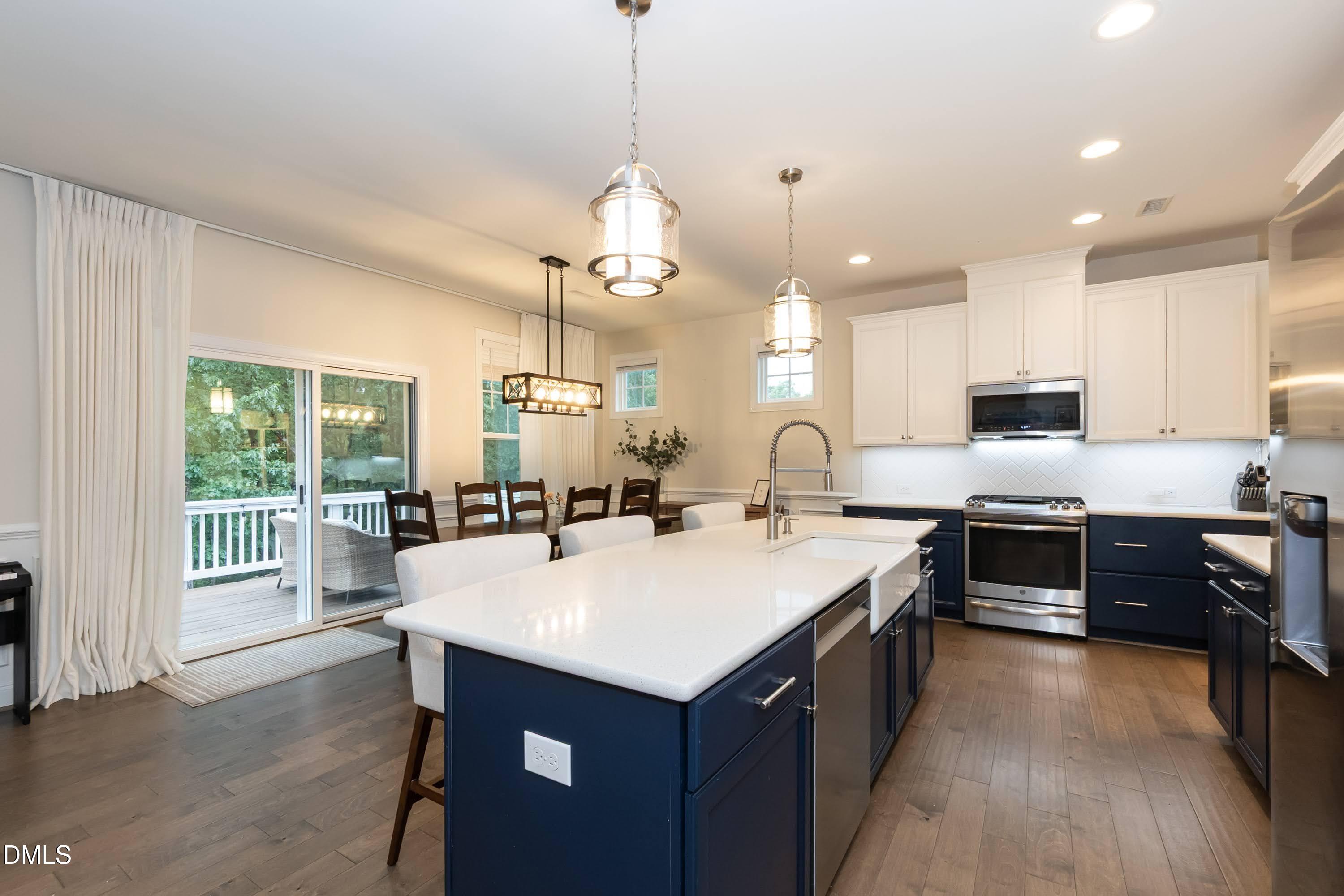 517 Granite View Drive