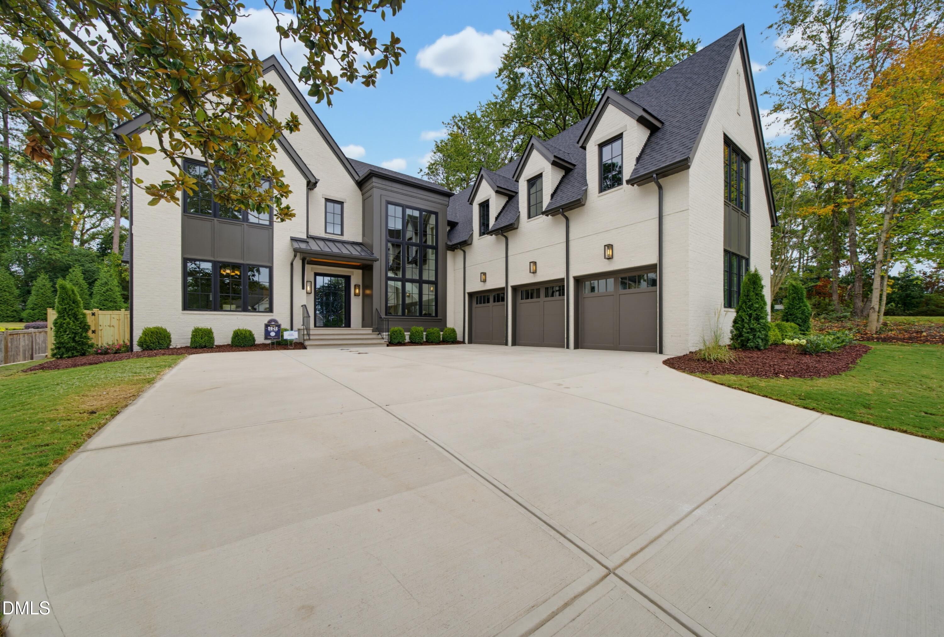 5042 Langley Circle