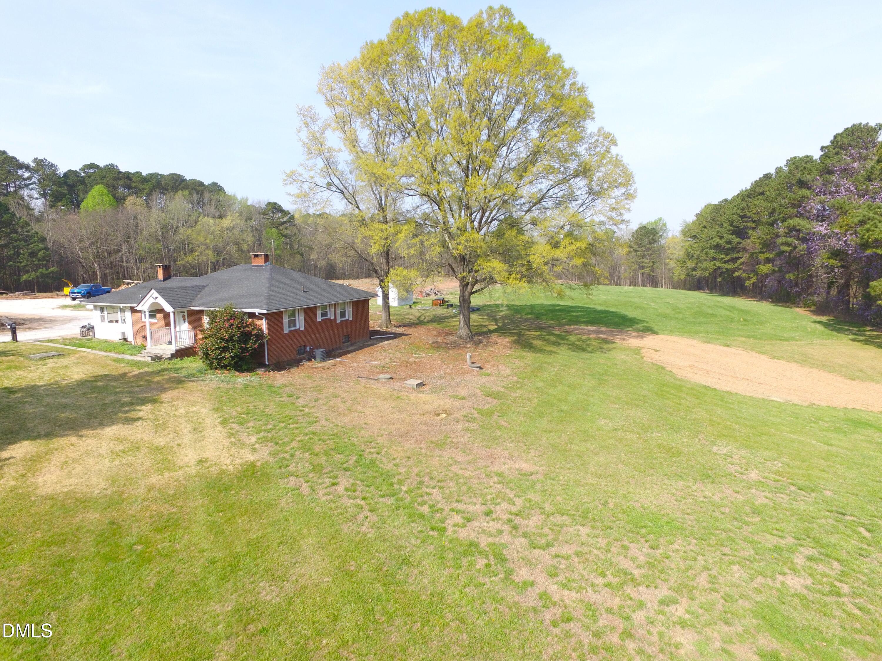 2917 Redwood Road