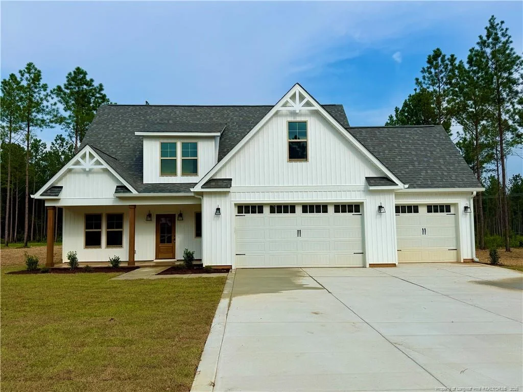 215 Whispering Ridge