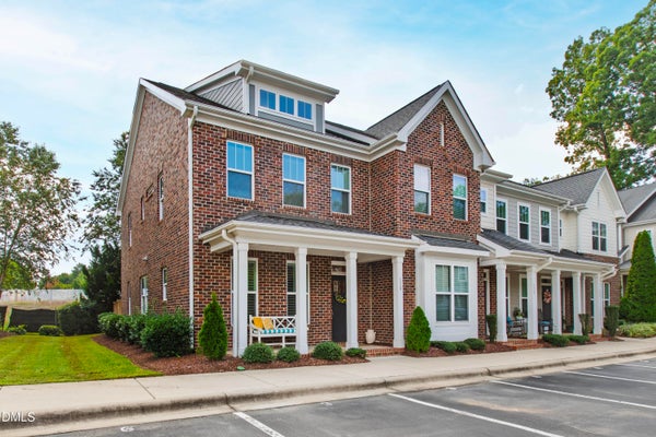 528 LEDBETTER CT, RALEIGH, NC 27608 - Image 18aae1b3d4f7b0b0cbc05788a01ccda1/639477586