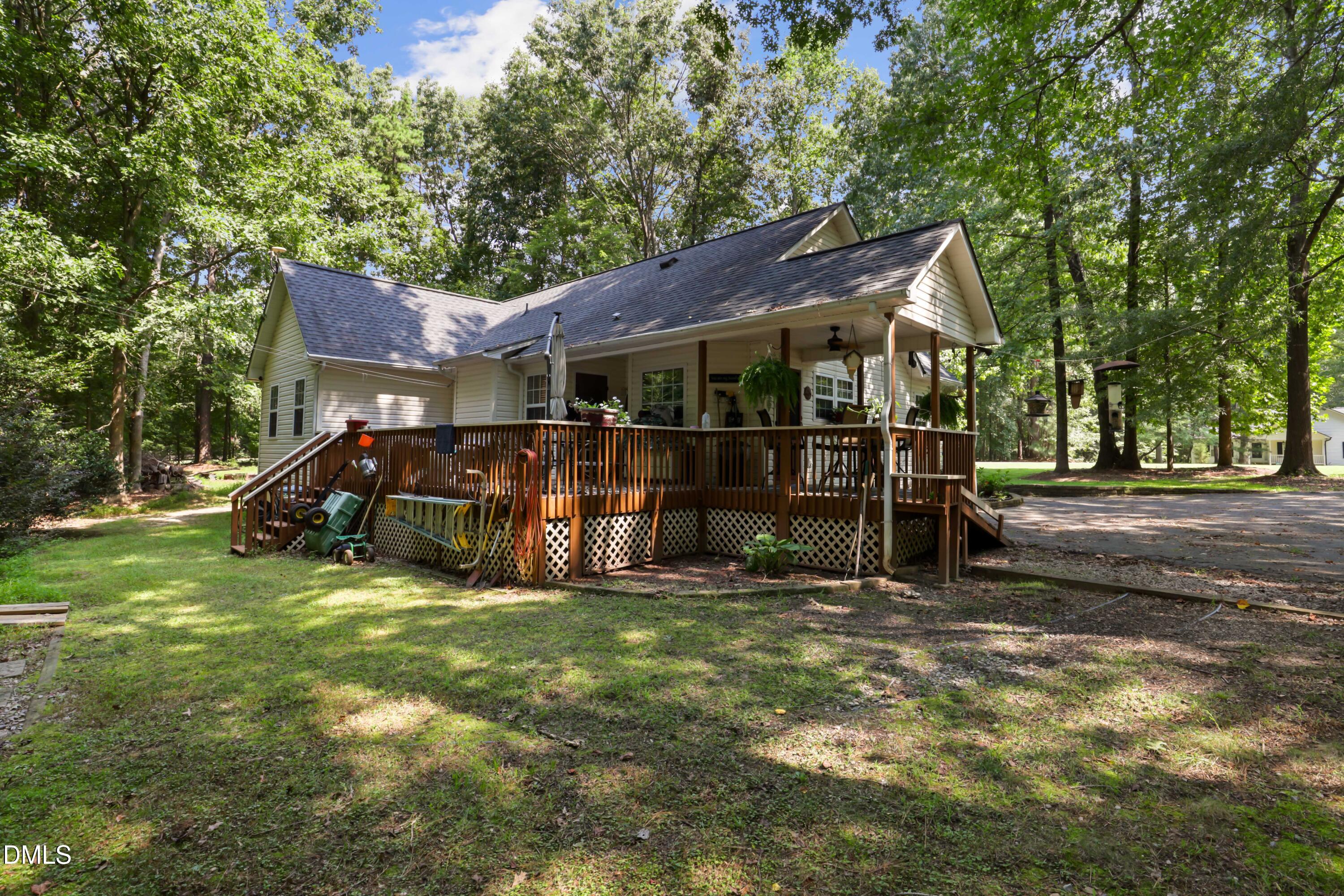 613 Bayleaf Circle