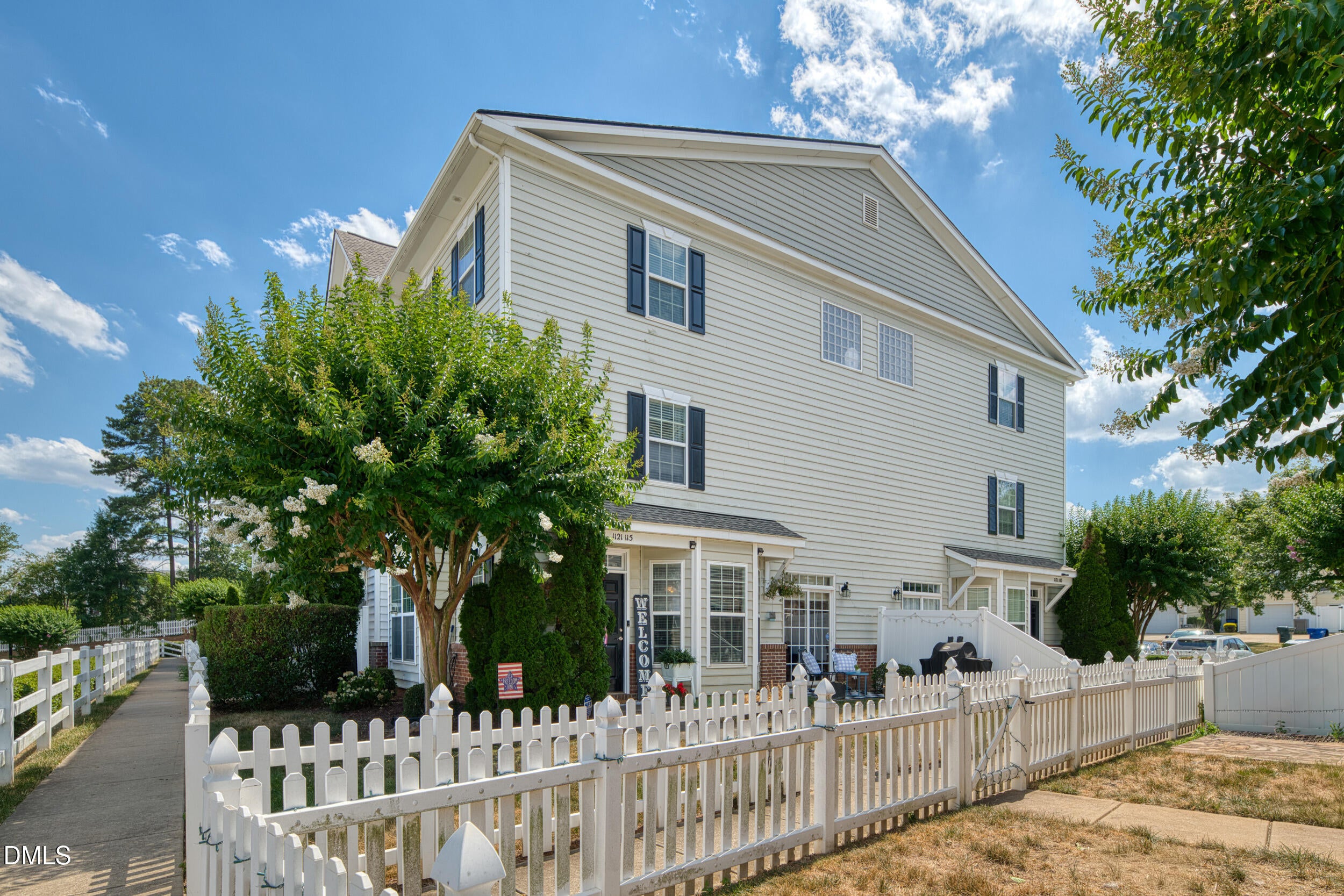 1121 Consortium Drive 115