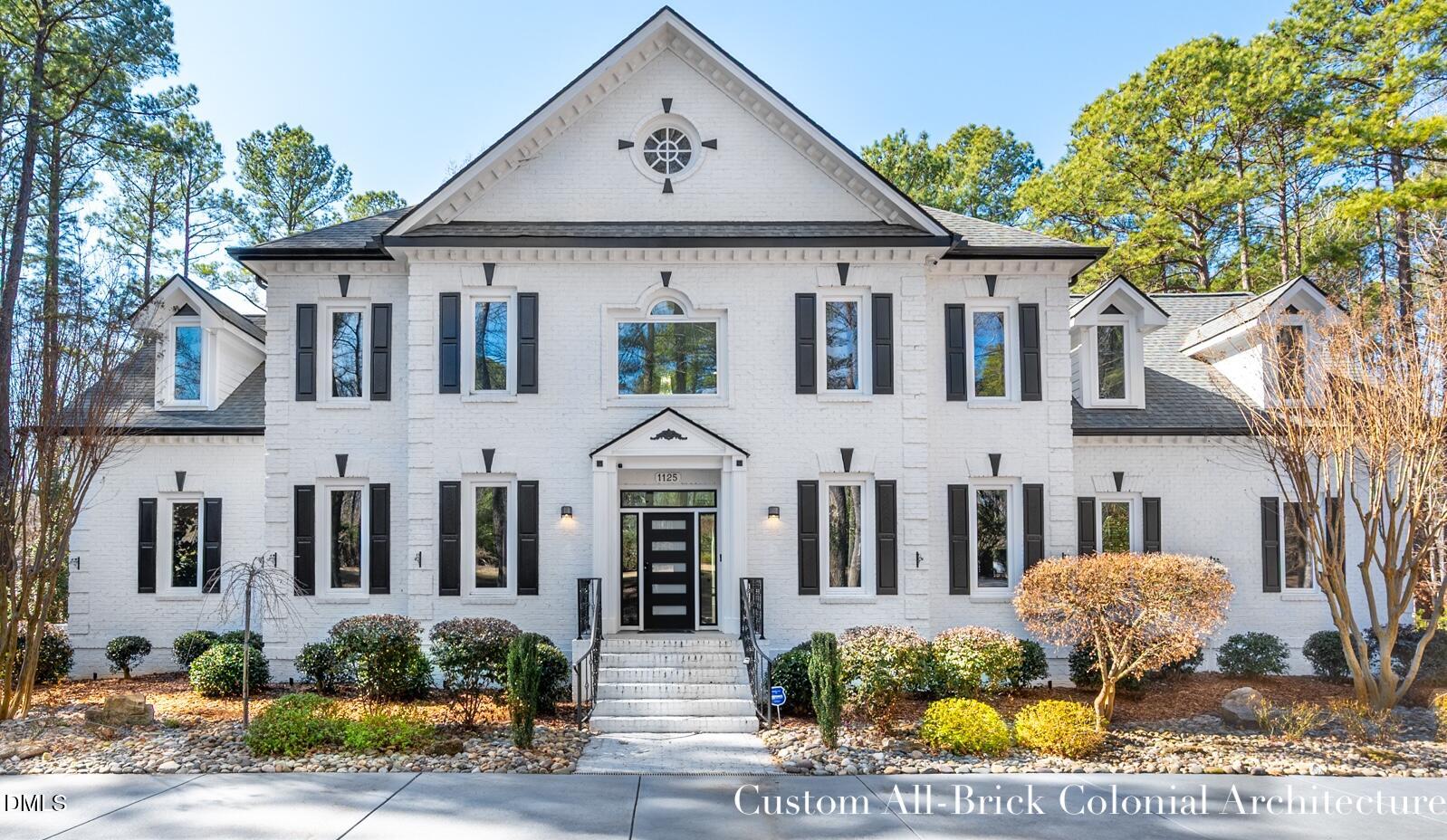 1125 Barclay Manor Way
