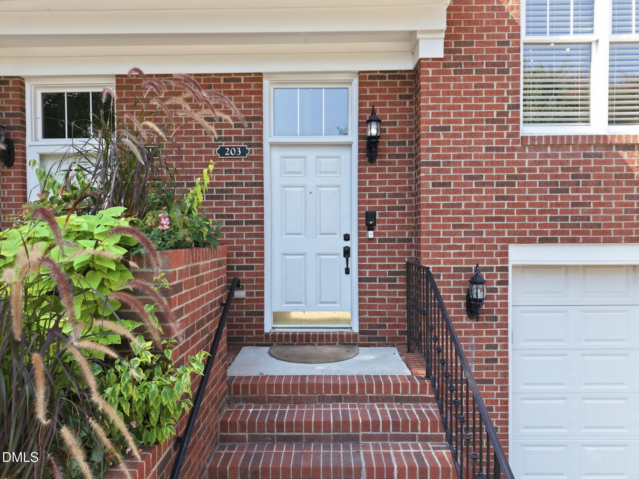203 Ashton Hall Lane