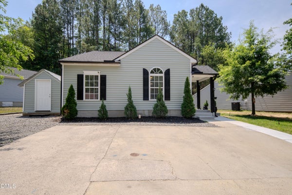 1121 KENDALL DR, DURHAM, NC 27703 - Image 198565ef9086d4f3748da1e41edafaec/2638934644