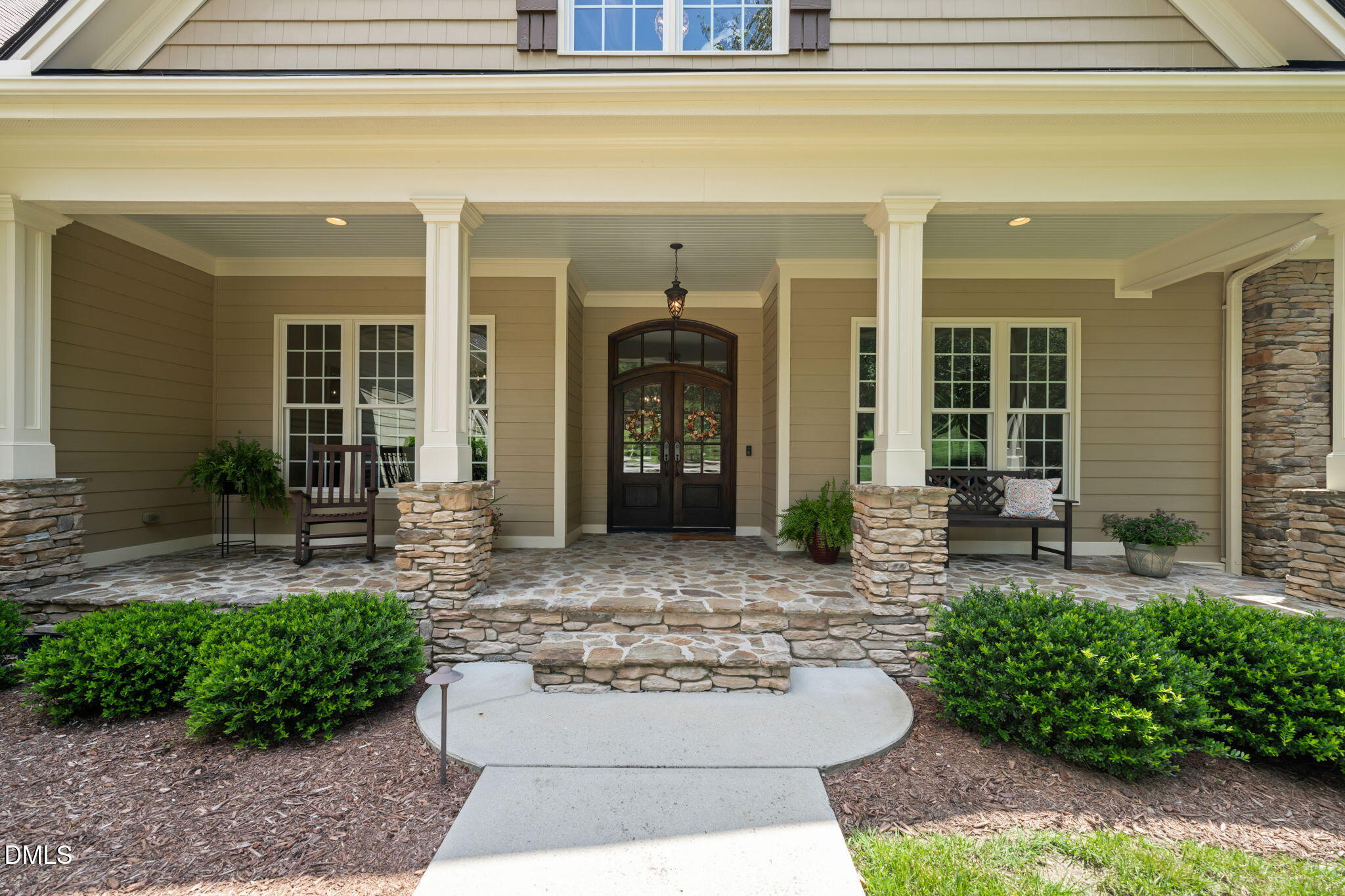 67 Costa Court