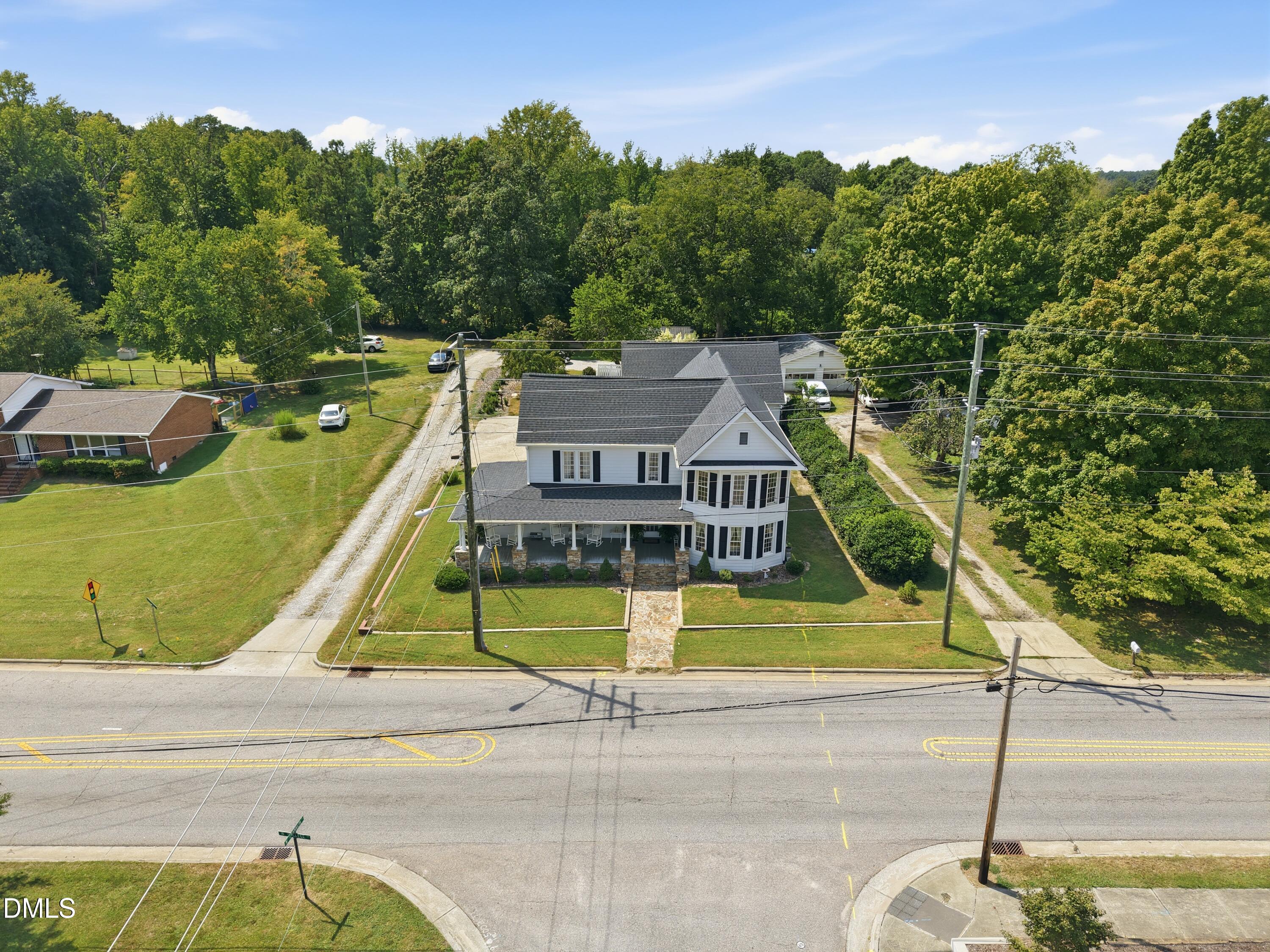 119 N College Street