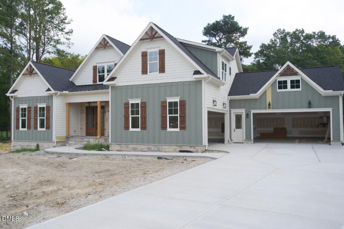 2524 Rosslare Pond Trail