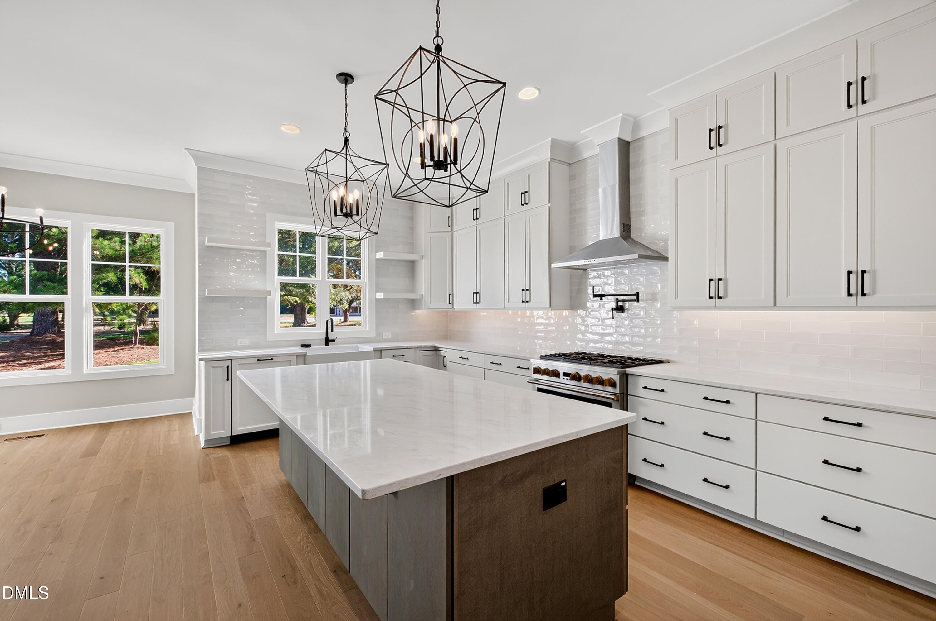2524 Rosslare Pond Trail