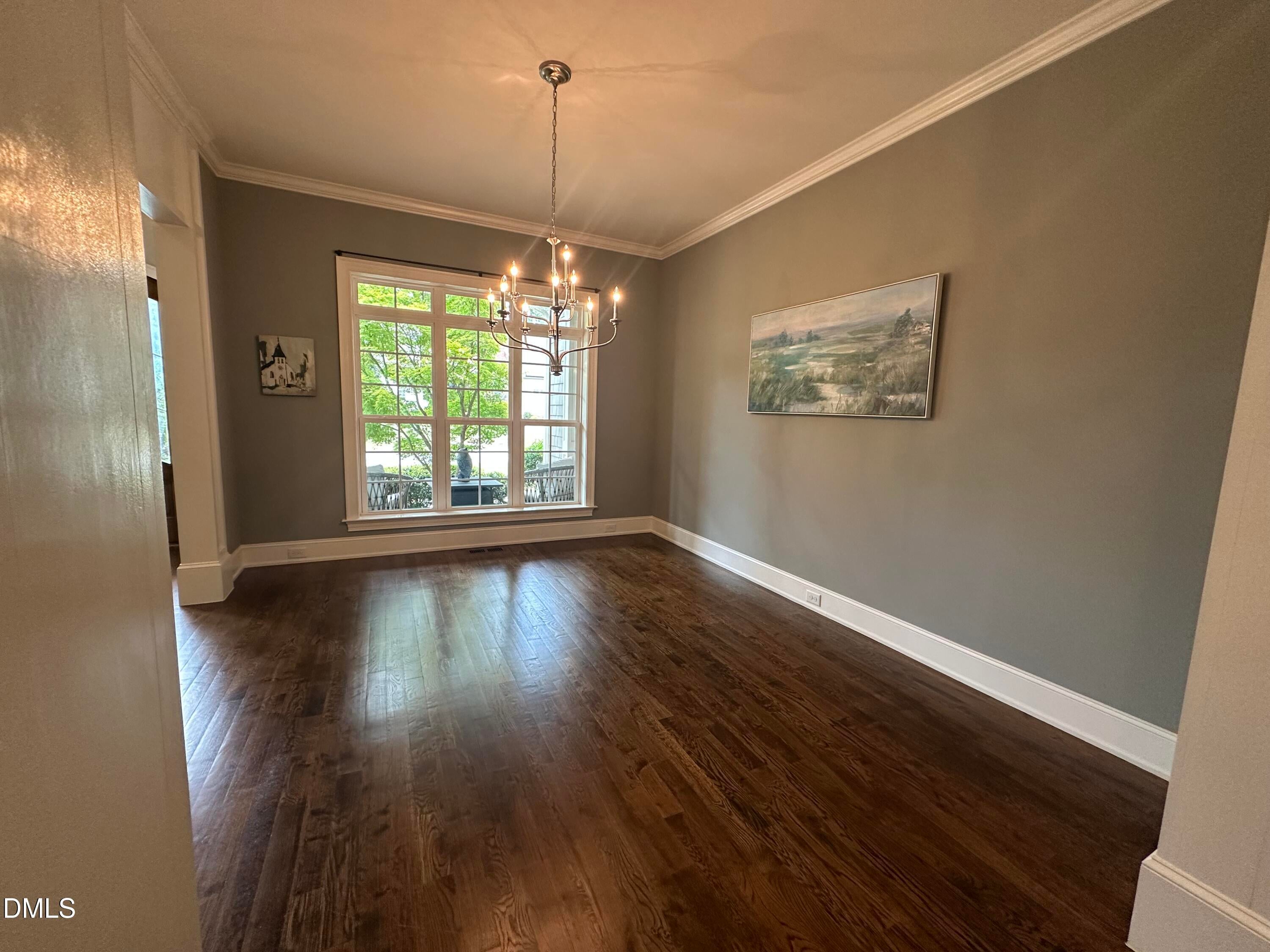1225 Reservoir View Lane