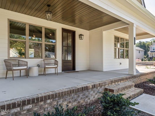 305 GRIGSBY AVE, HOLLY SPRINGS, NC 27540 - Image 1aae50567f82d5e7eb4bd6e1dcc2e85e/2983119925