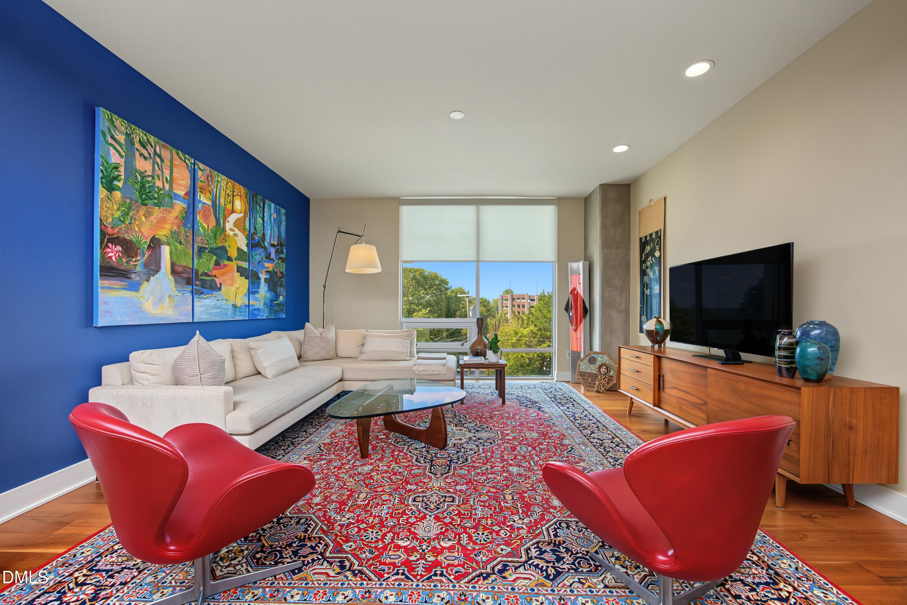 601 W Rosemary Street 317