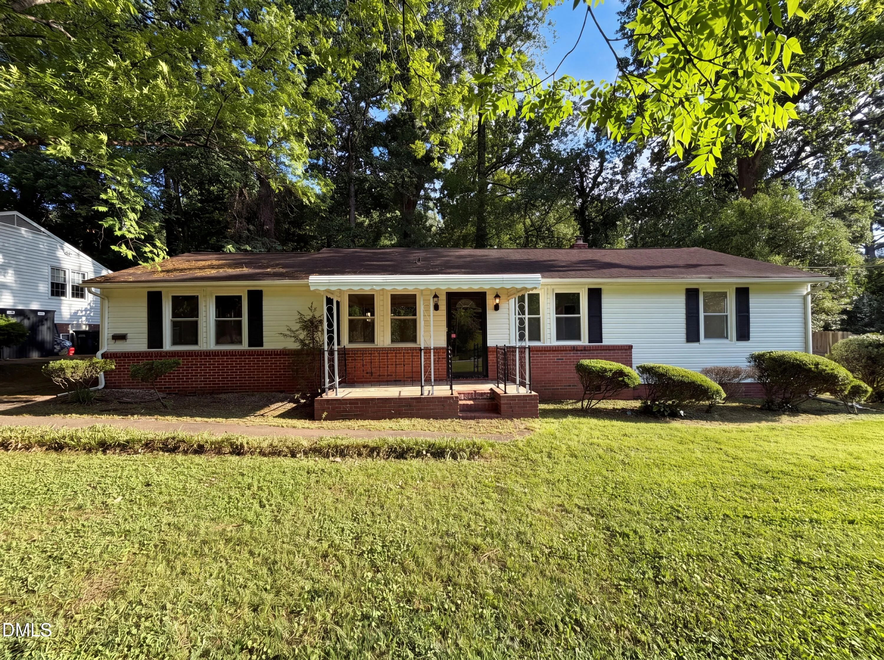 310 Robin Hood Drive