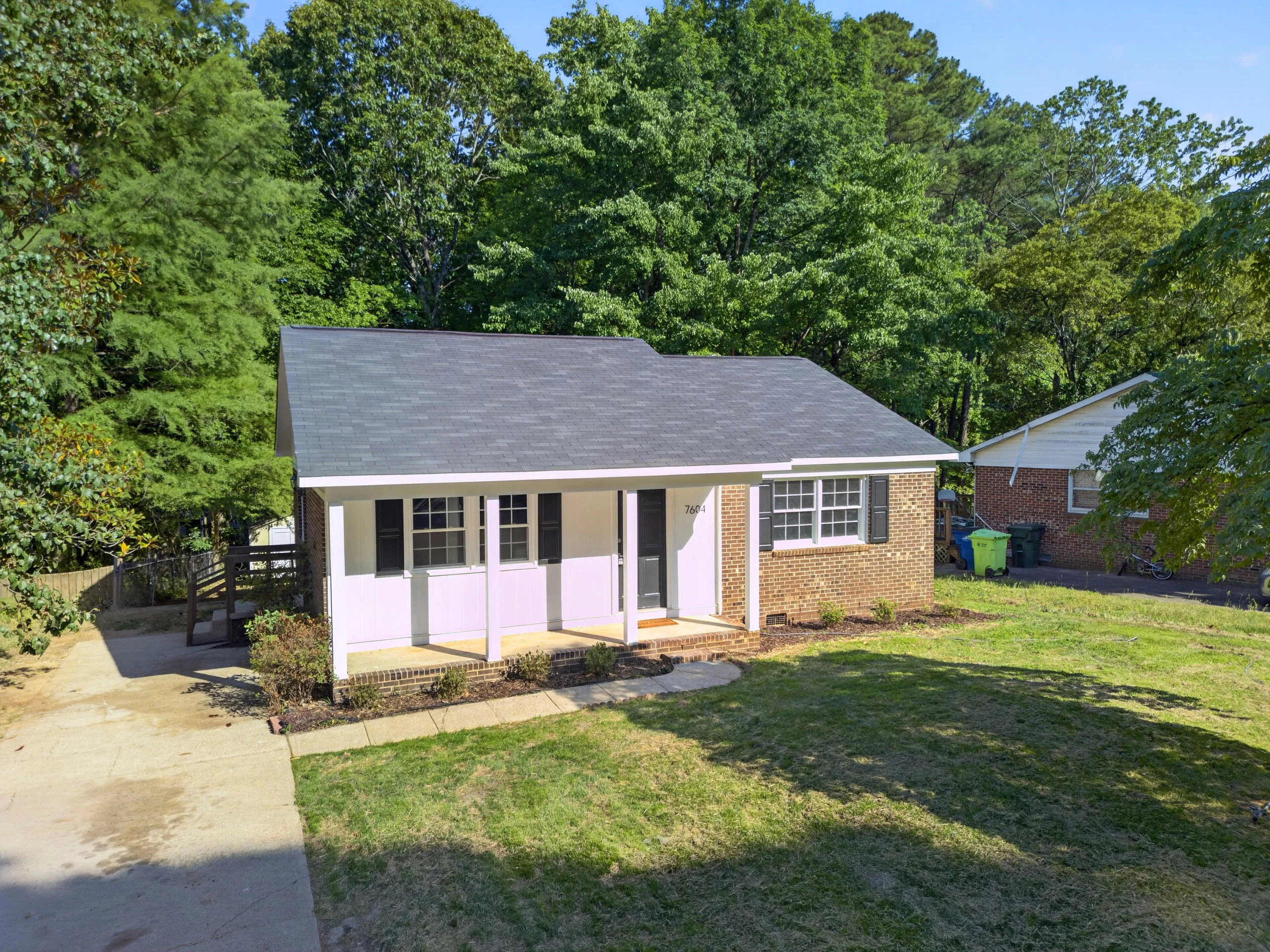 7604 Longstreet Drive