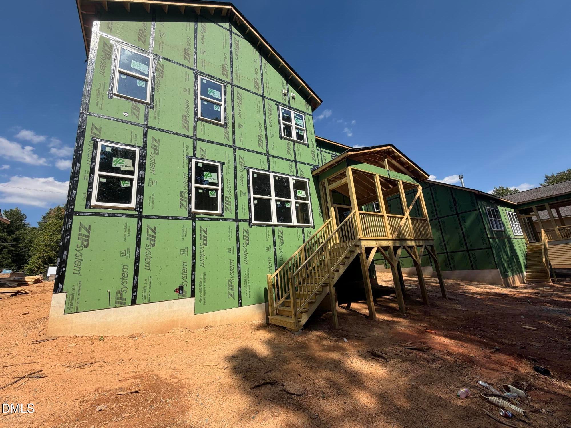 755 W Holly Springs Road