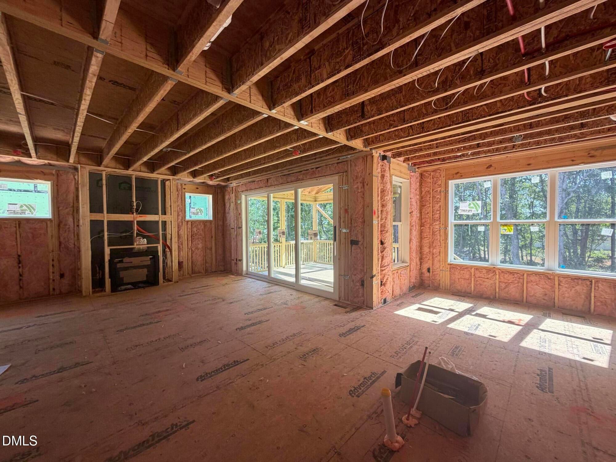 755 W Holly Springs Road