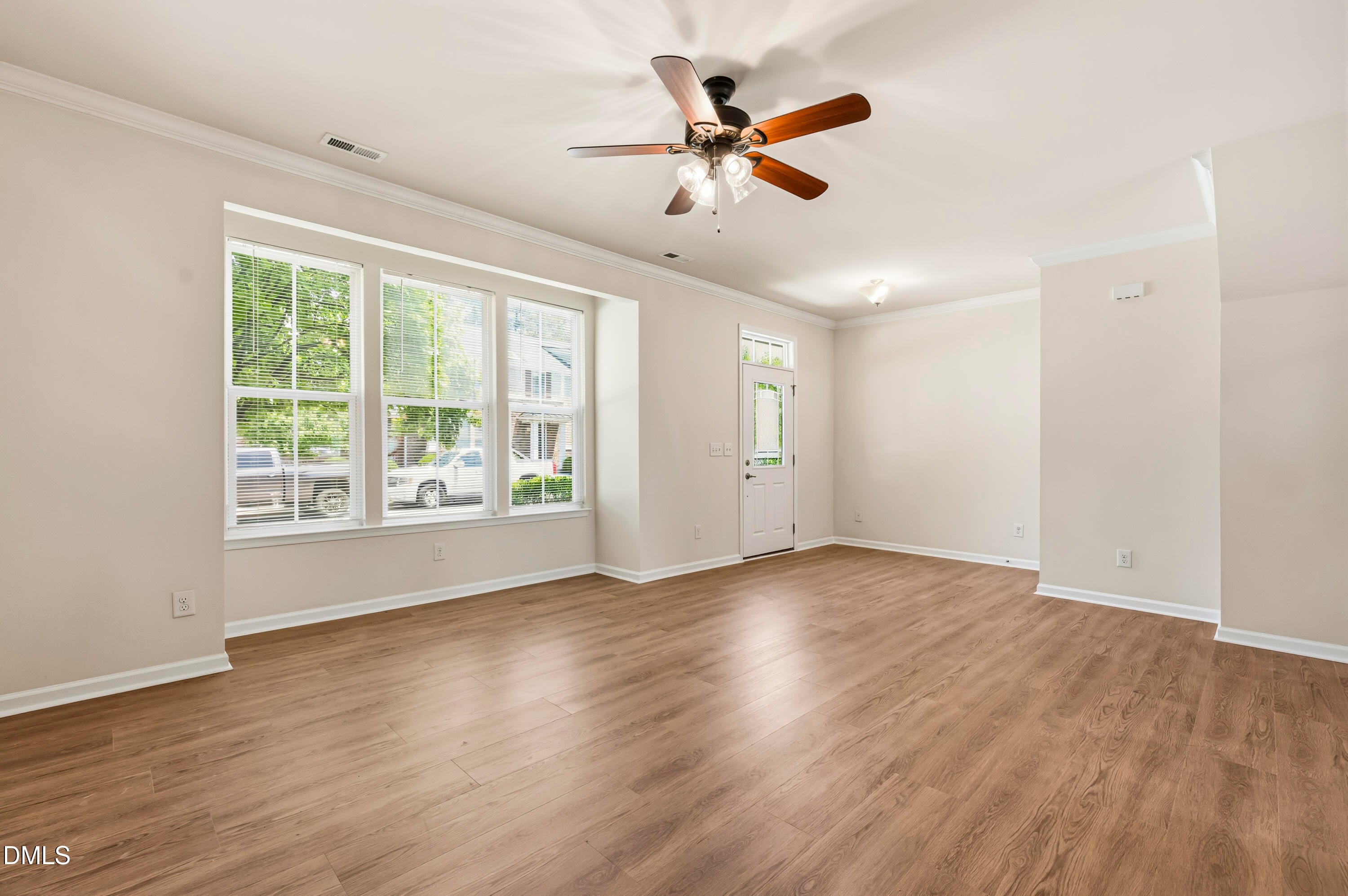 2417 Historic Circle