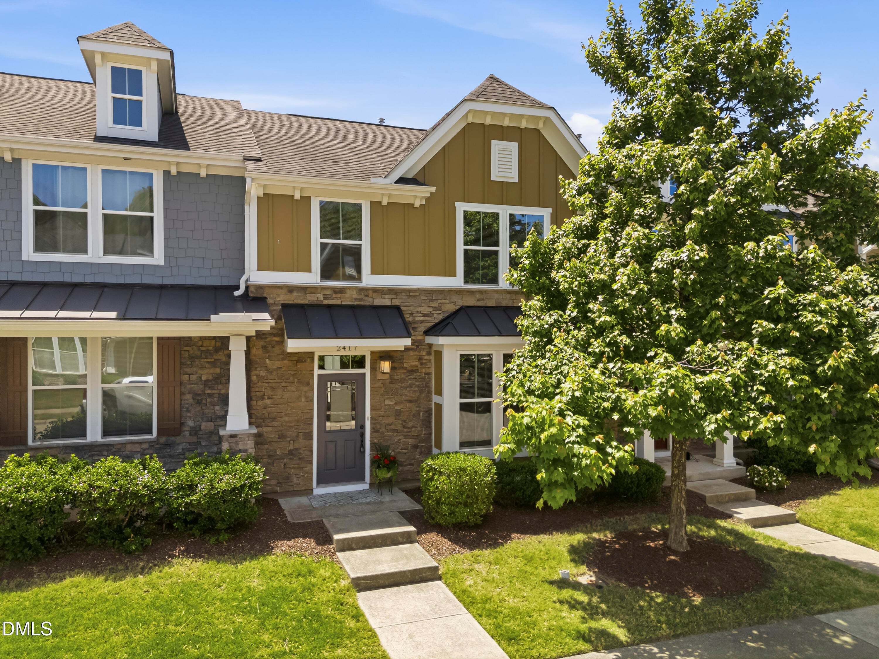 2417 Historic Circle