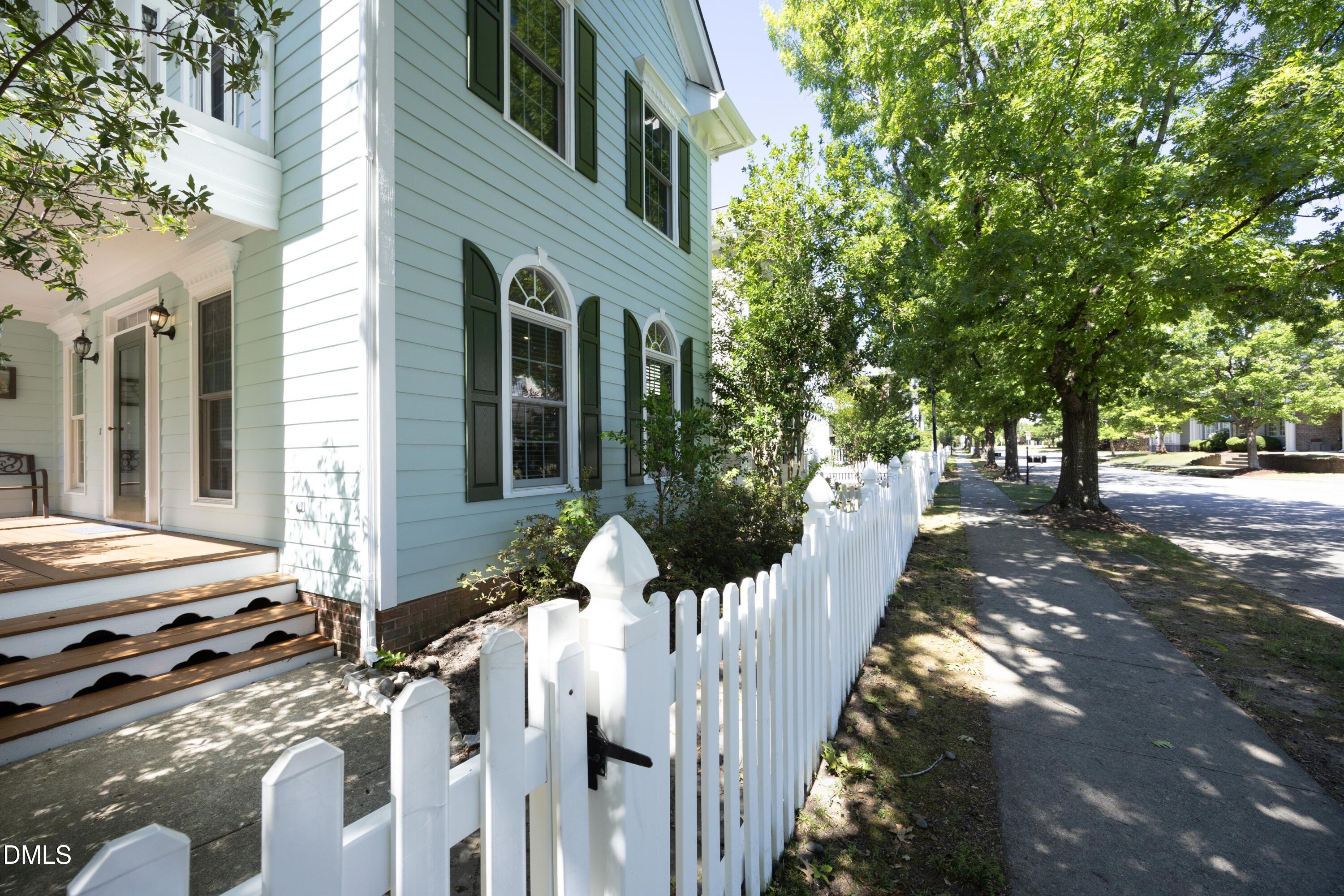 605 Carpenter Town Lane