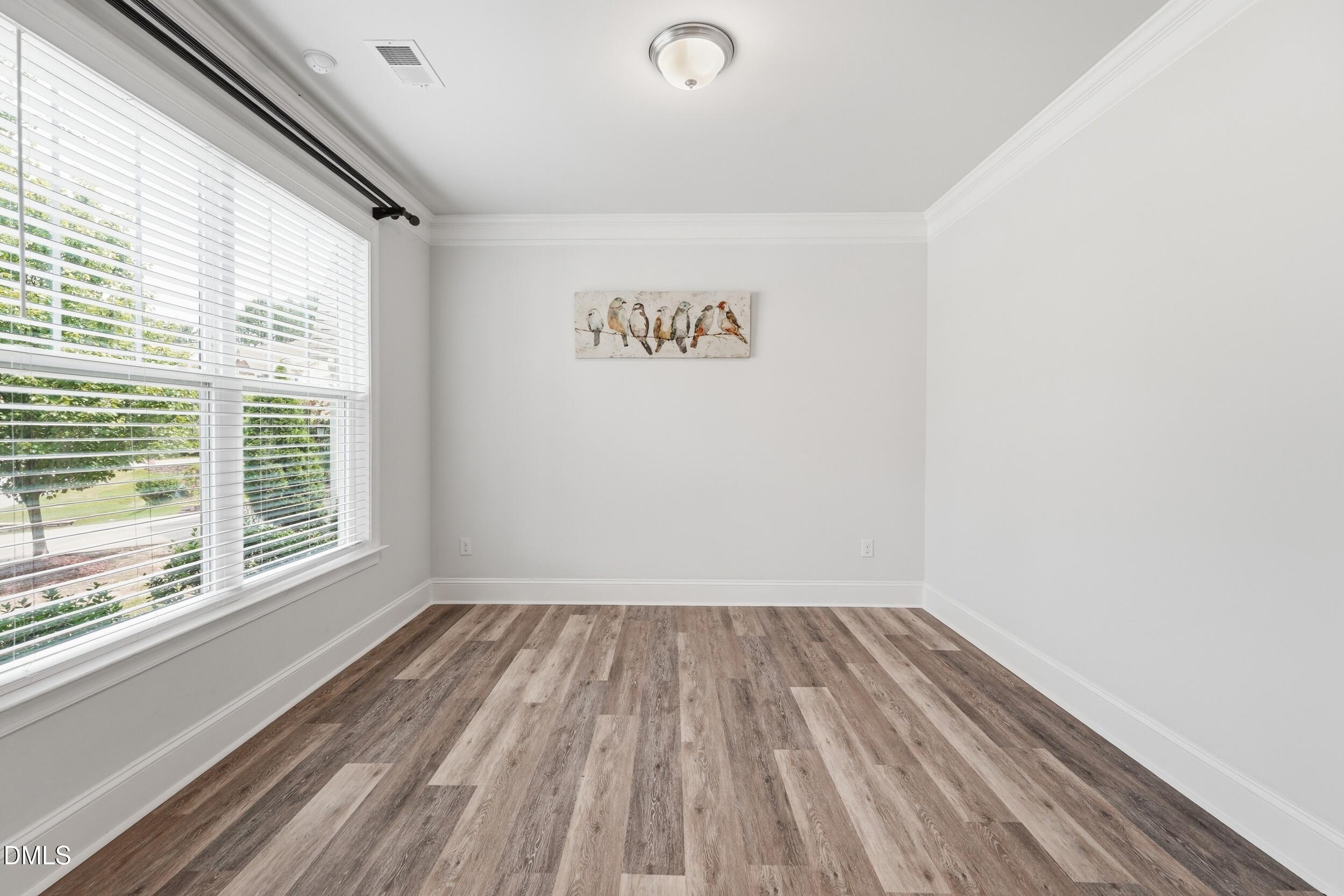 244 Holsten Bank Way