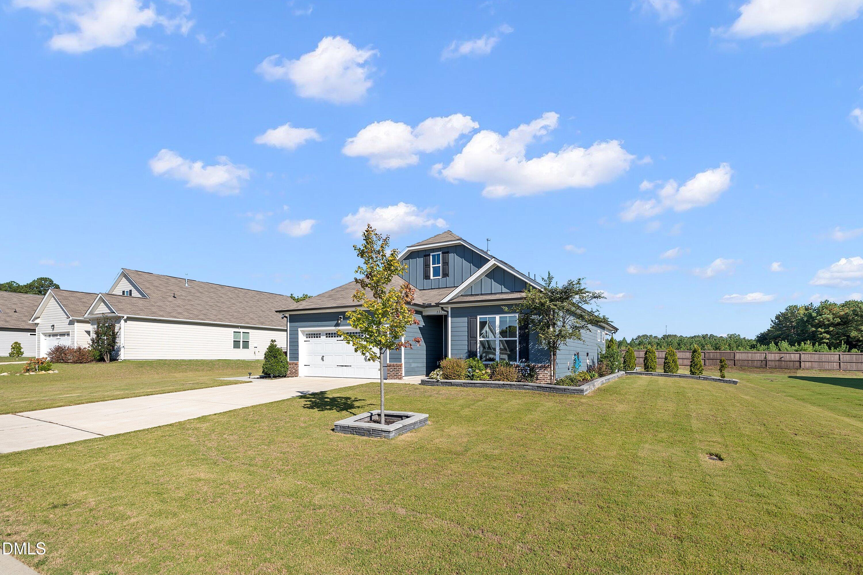221 Lily Oak Drive