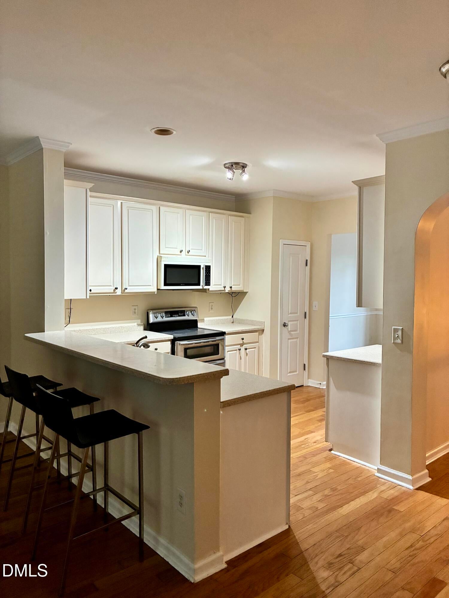 5455 Crescentview Parkway 5455