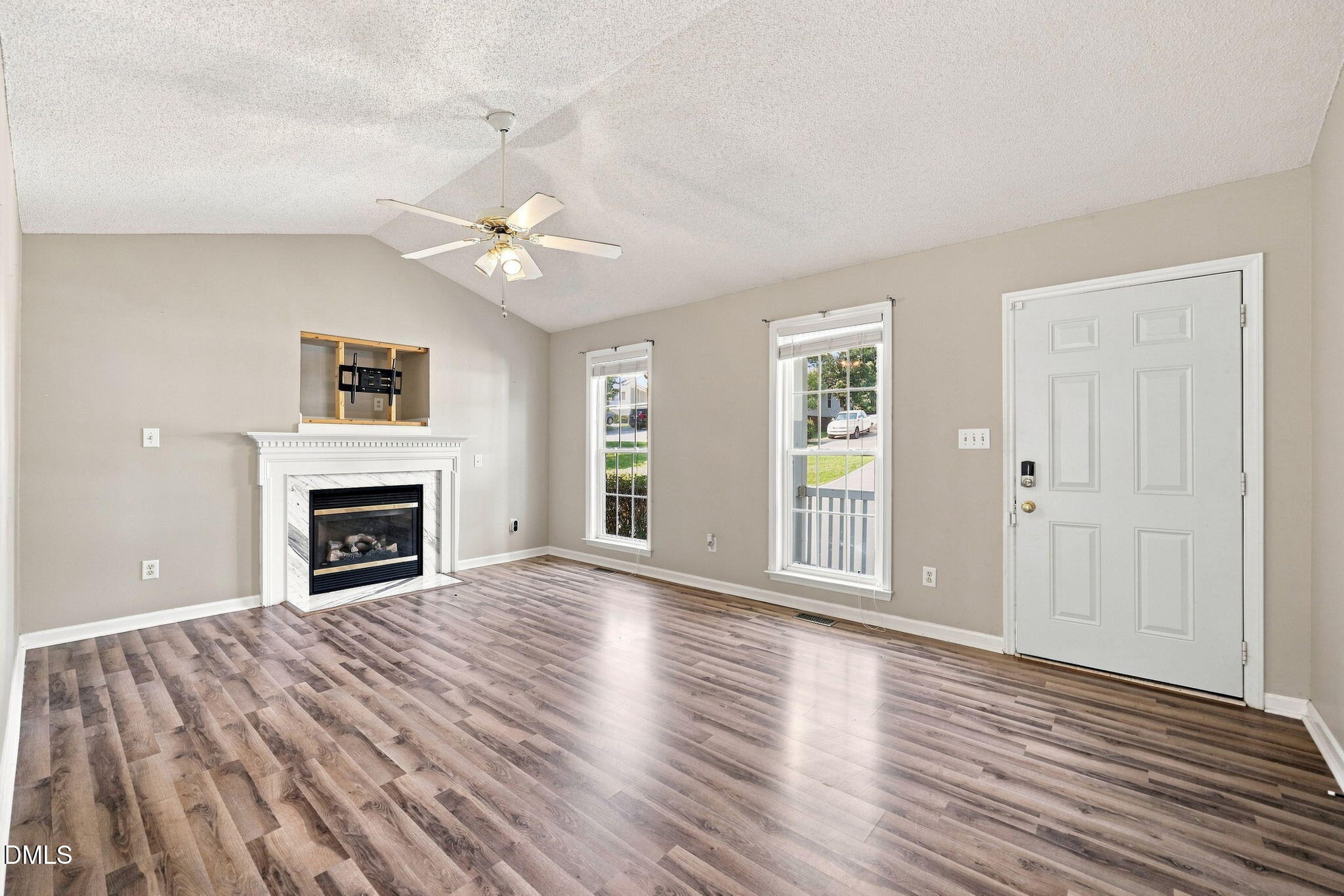 106 Zircon Lane
