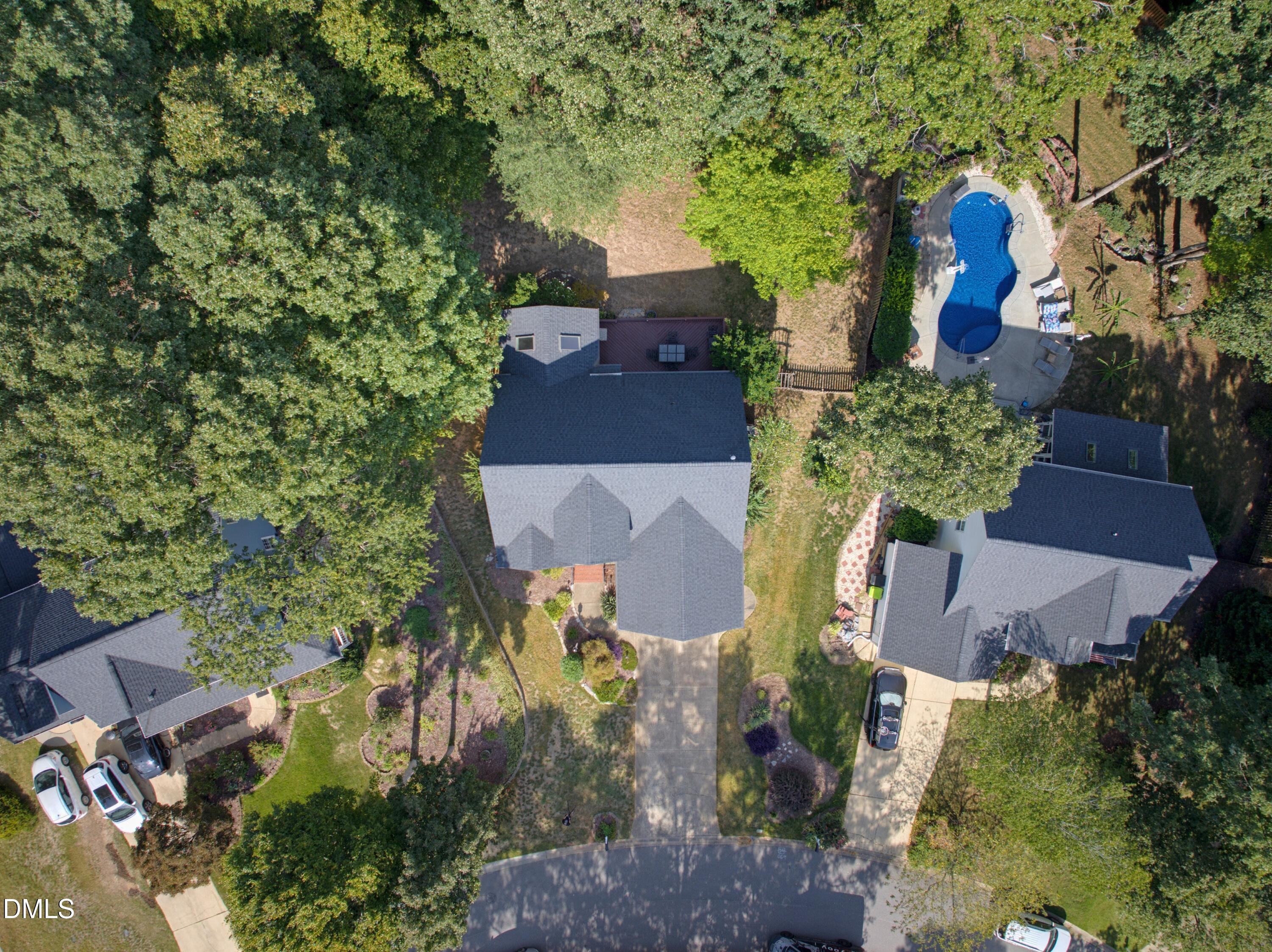 121 Dutch Hill Road
