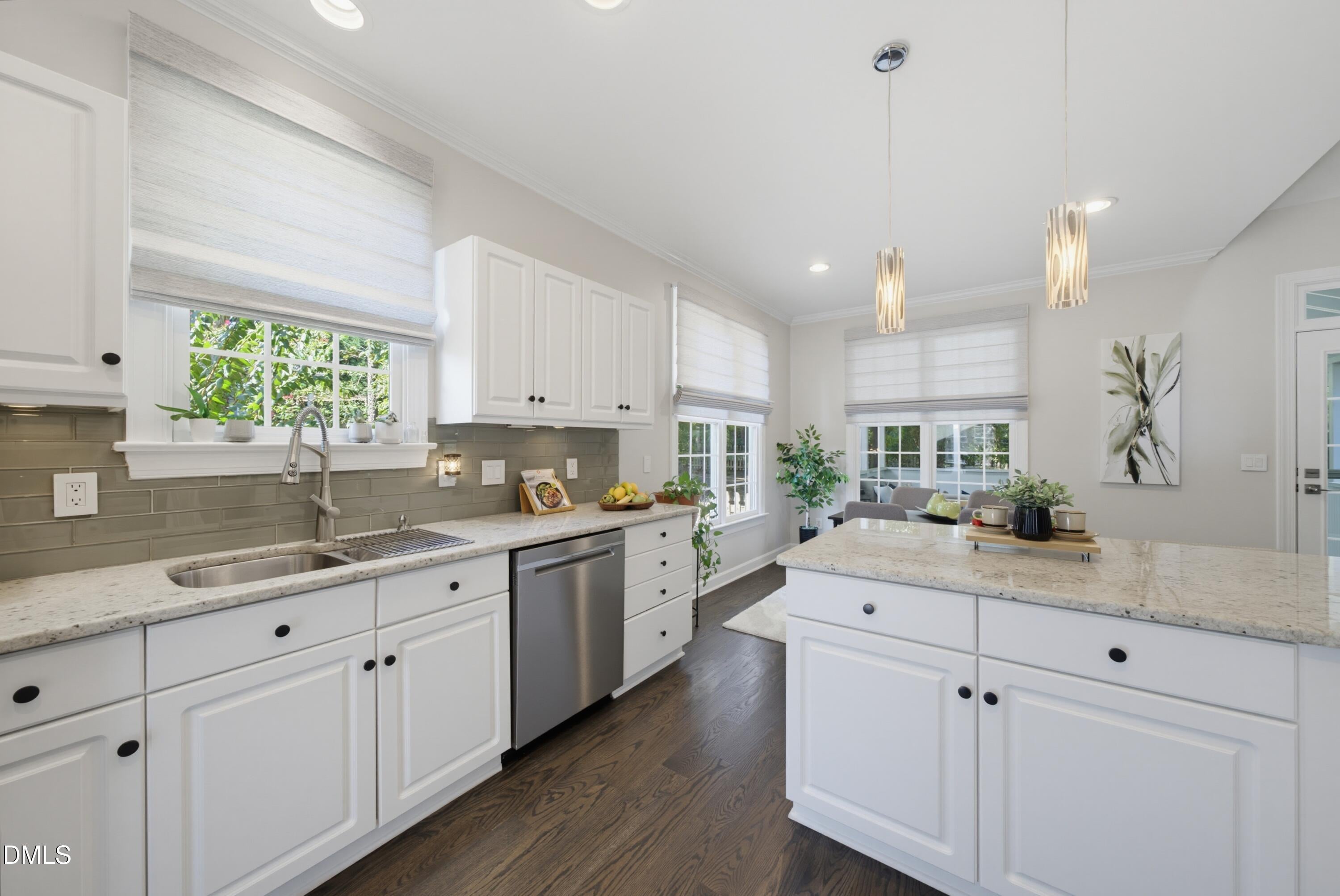 121 Dutch Hill Road