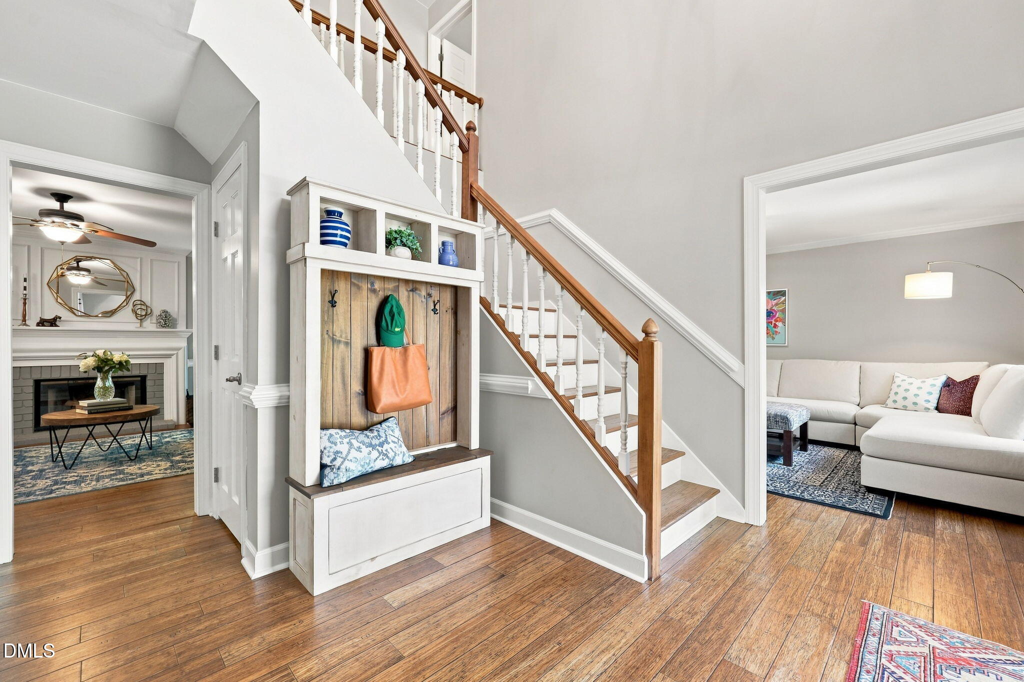 109 W Laurenbrook Court