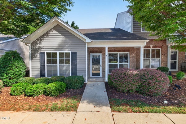1164 KELSO LN, BURLINGTON, NC 27215 - Image 1db36e12c73d0fff435e341fed852c23/236056556