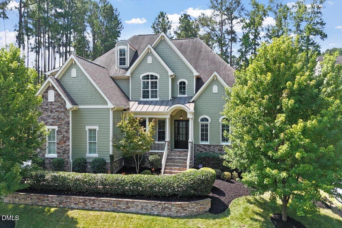 105 Beacon Hollow Place