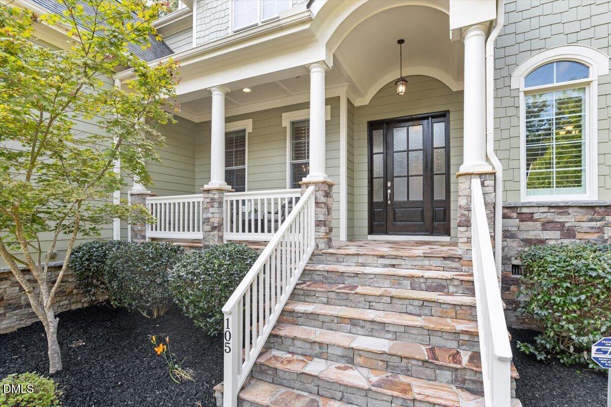 105 Beacon Hollow Place