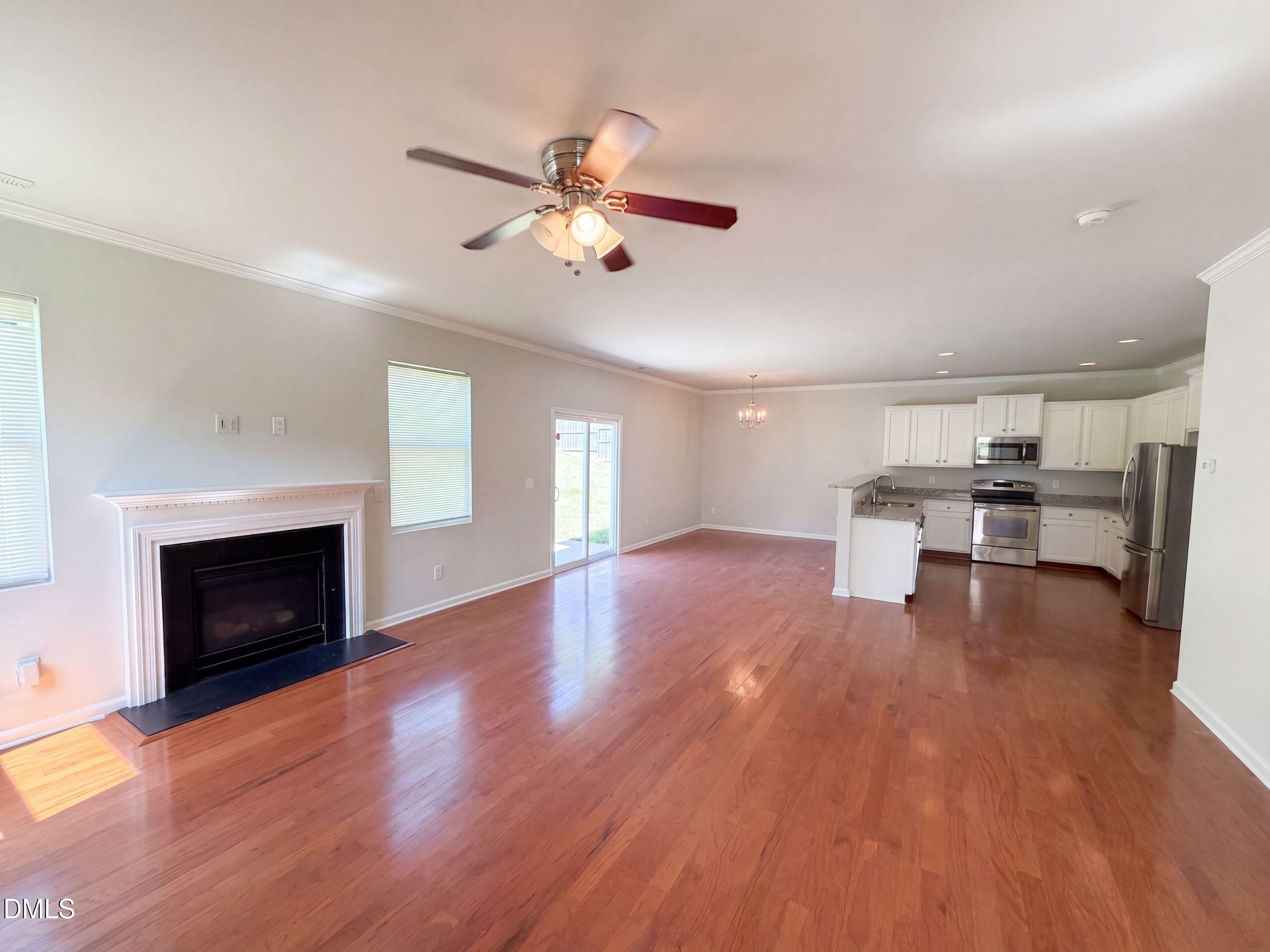 1317 Hosmer Court