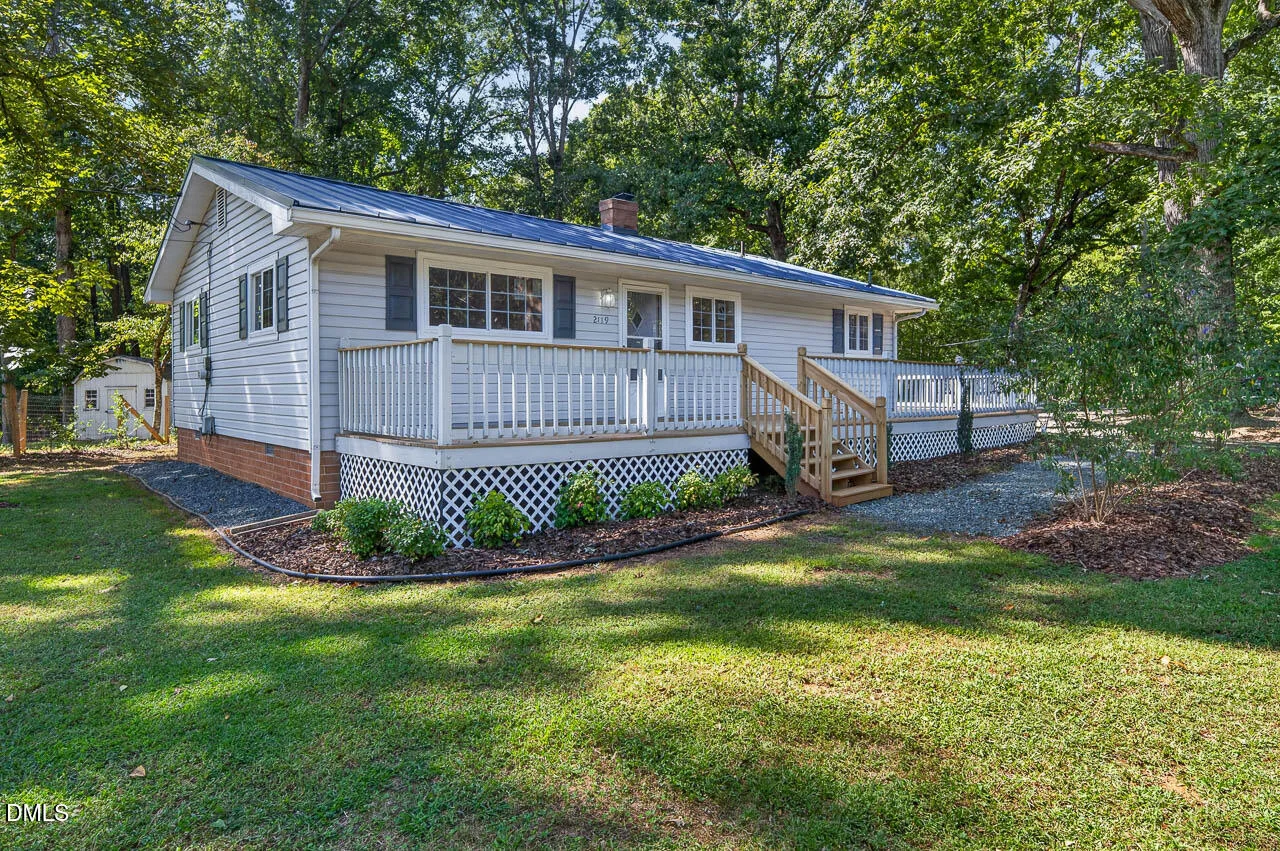2119 Irvin Circle