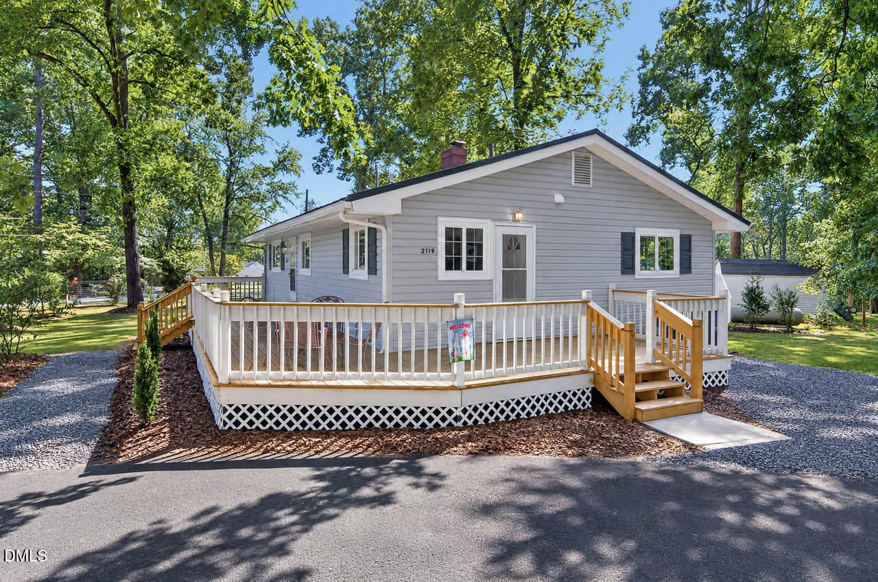 2119 Irvin Circle