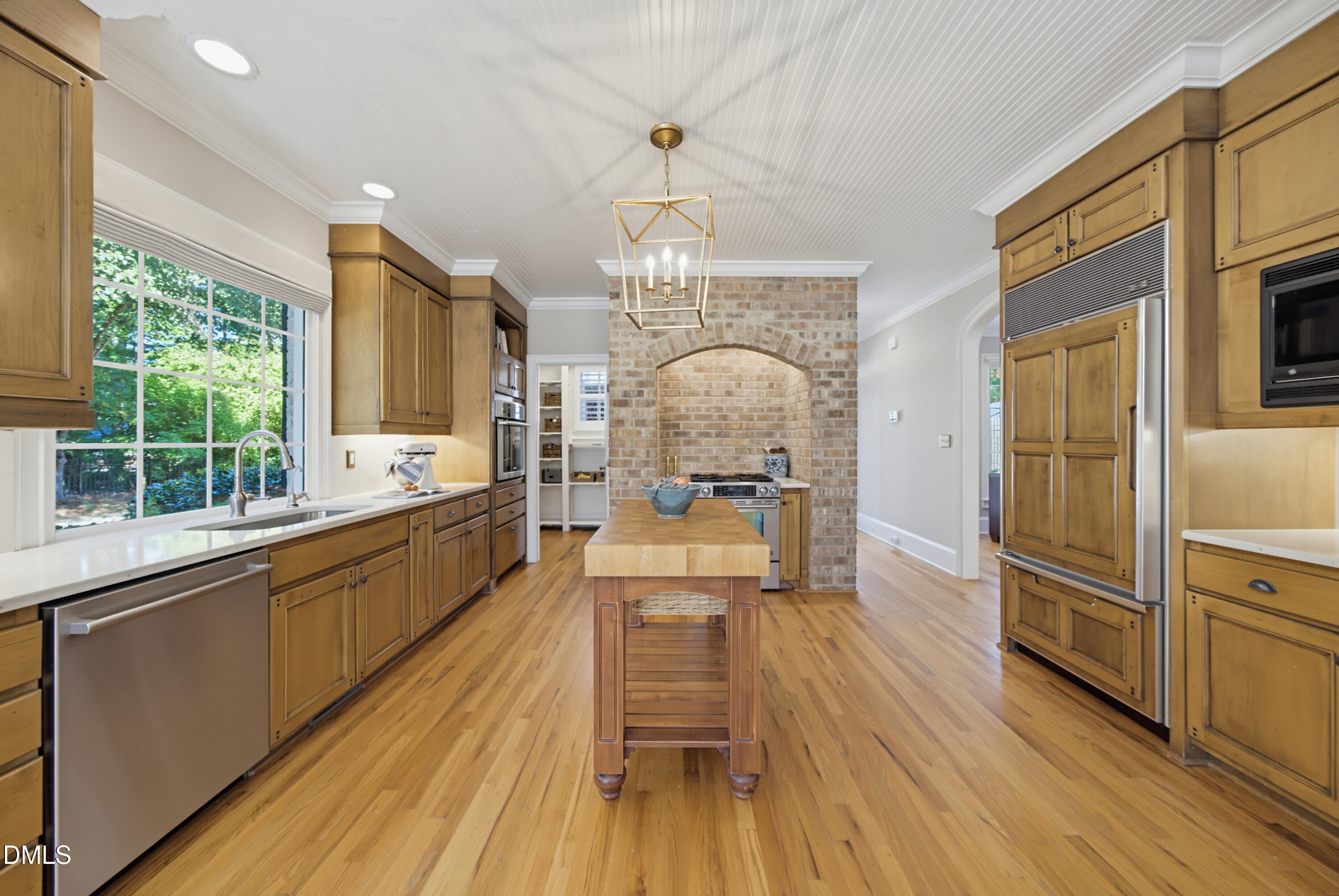 1005 Oak Creek Road