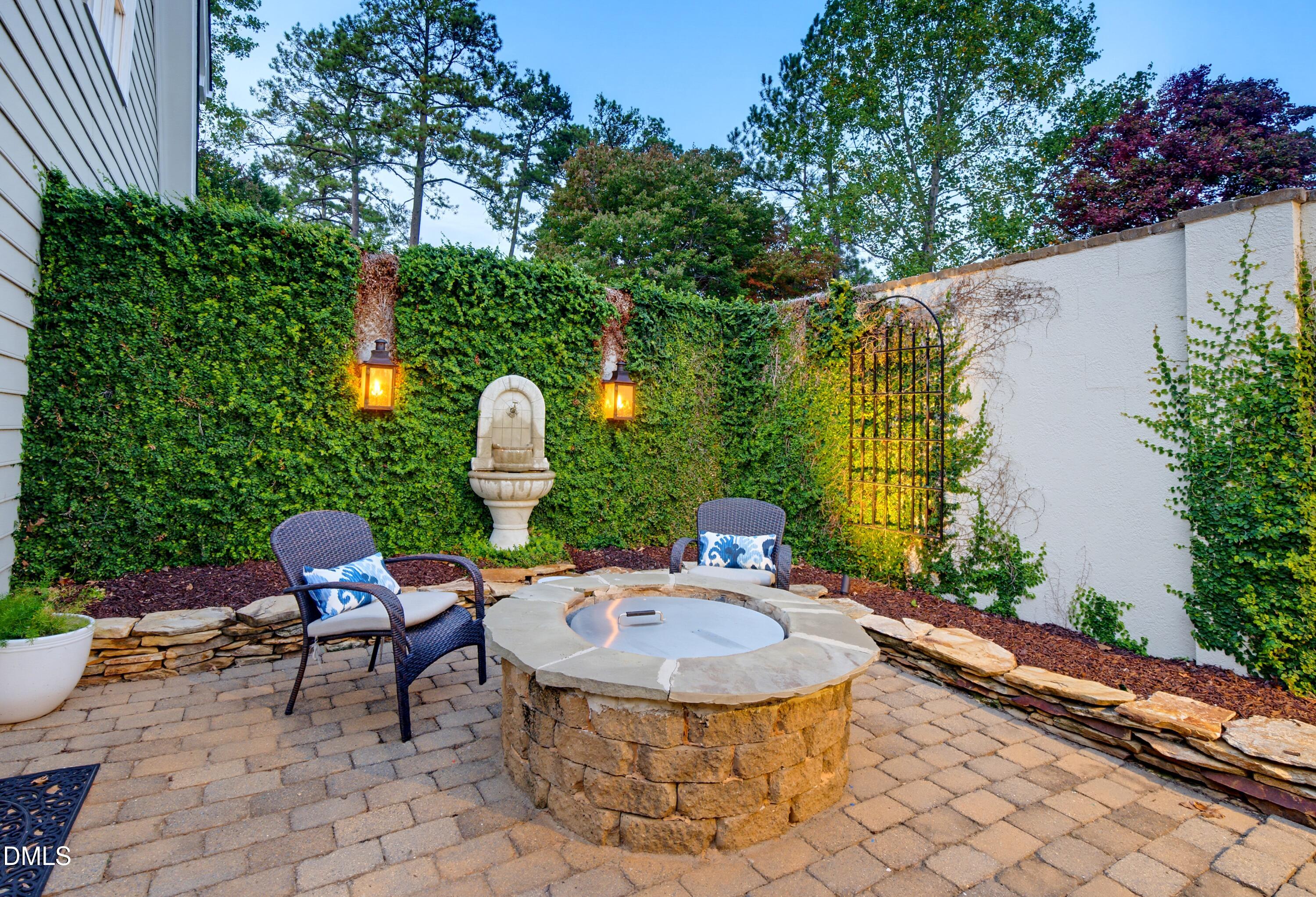 1005 Oak Creek Road