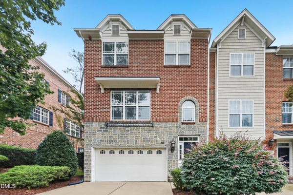 208 NAPA VALLEY WAY, CHAPEL HILL, NC 27516 - Image 1eaf2ff4beb085db89ecf206255fd0e7/3053563805