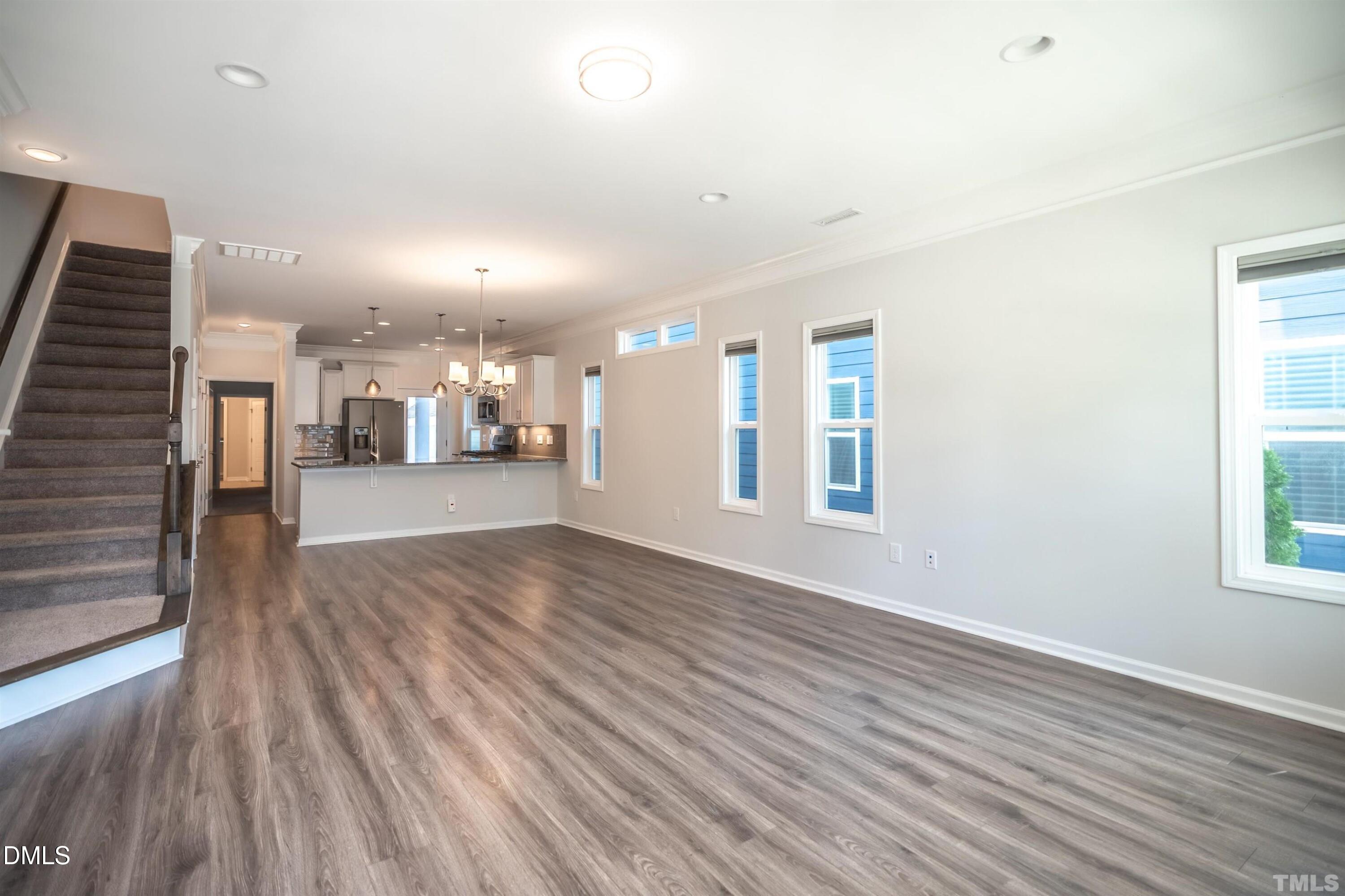 1265 Brown Velvet Lane